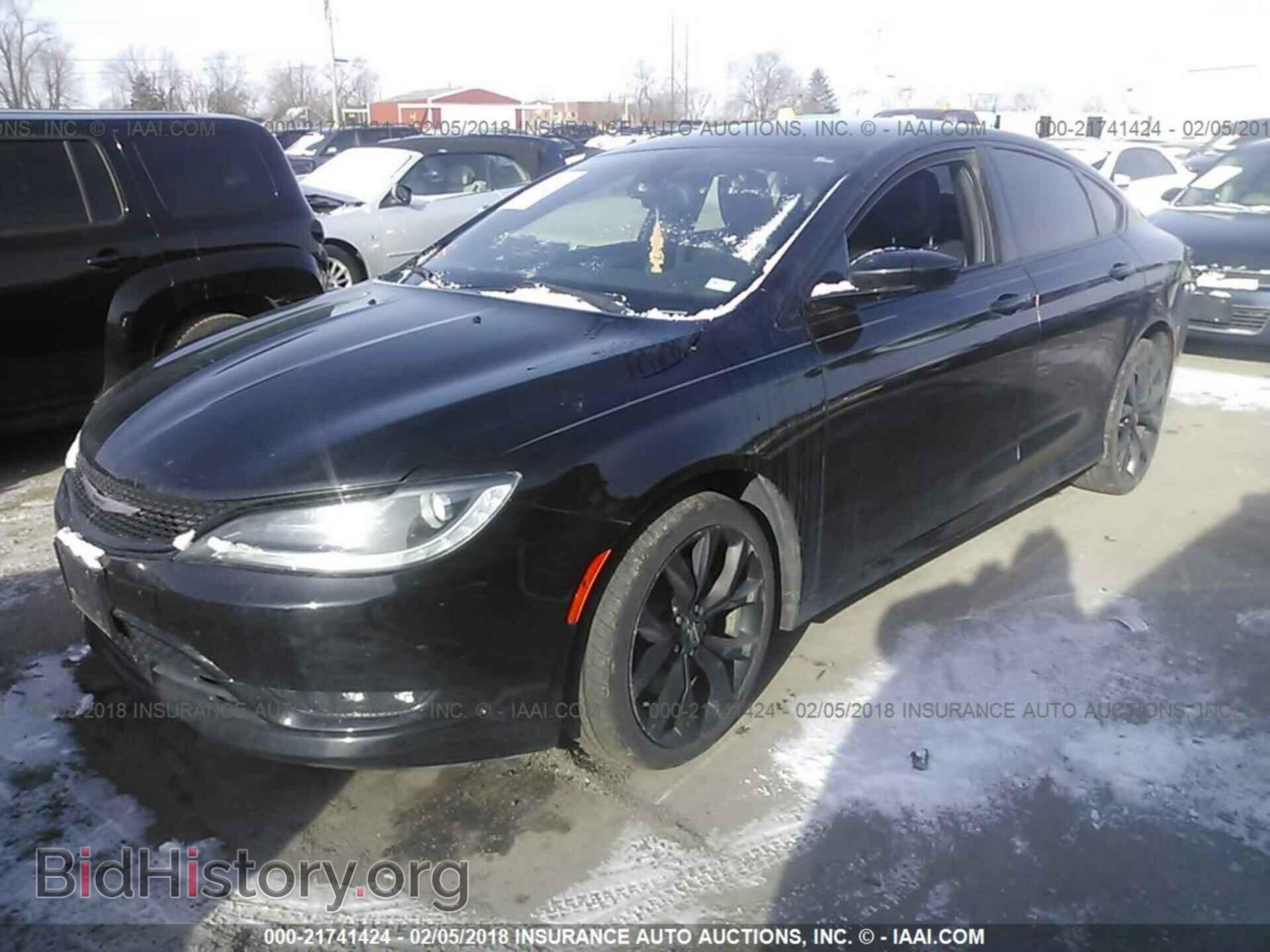 2015 Chrysler 200 - VIN: 1C3CCCBB5FN558401 - Фото 2