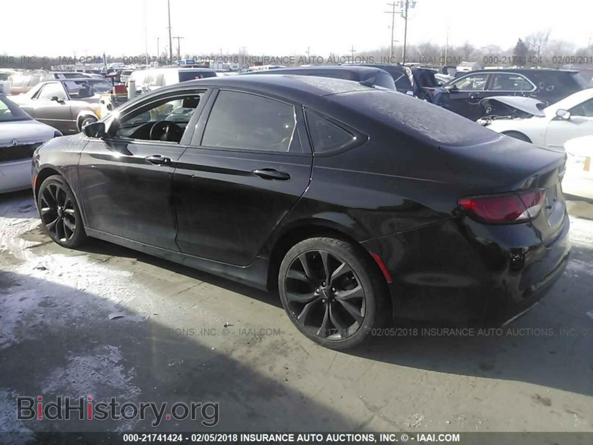 2015 Chrysler 200 - VIN: 1C3CCCBB5FN558401 - Фото 3
