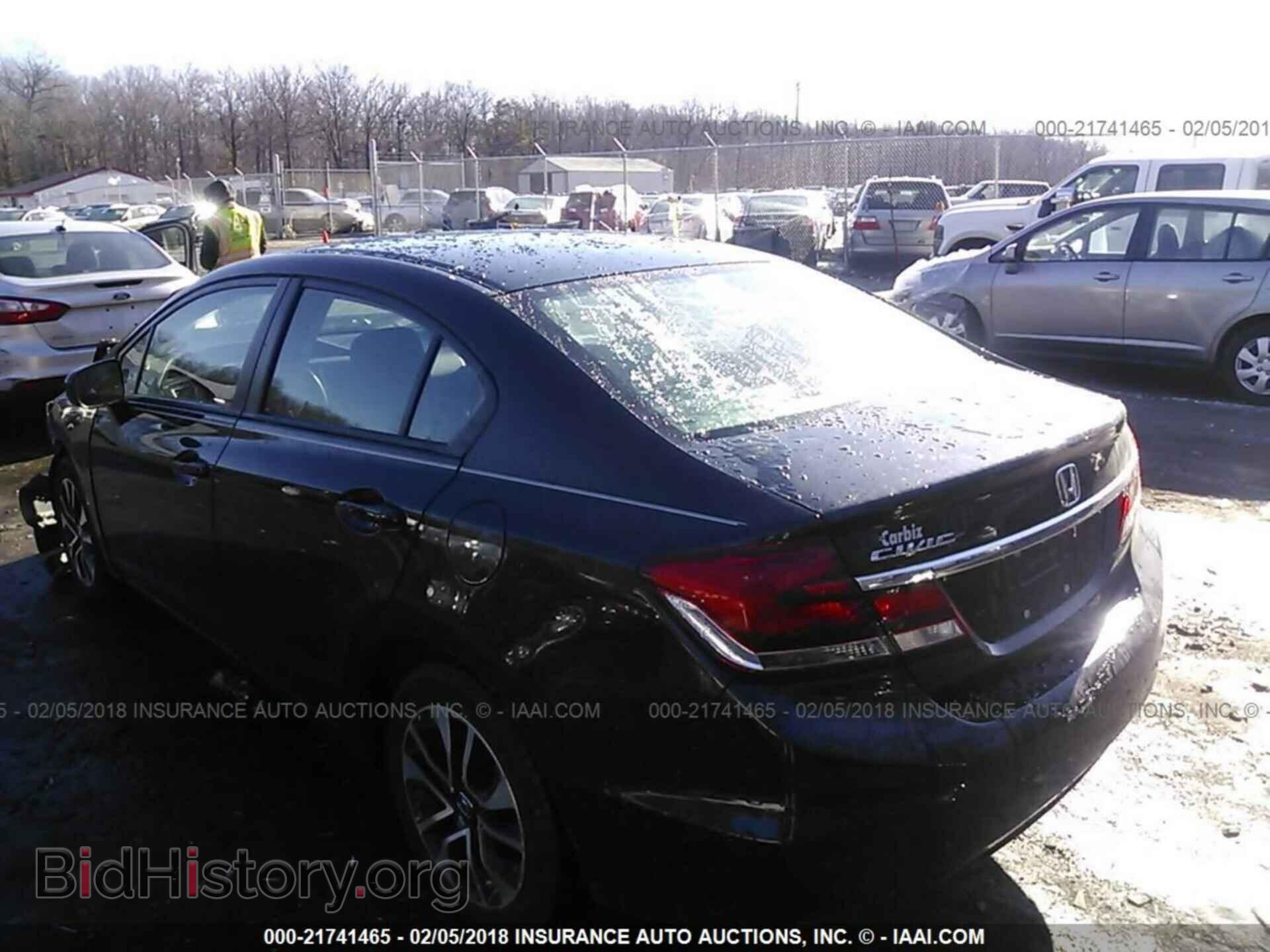 2014 Honda Civic - VIN: 19XFB2F83EE200236 - Фото 3