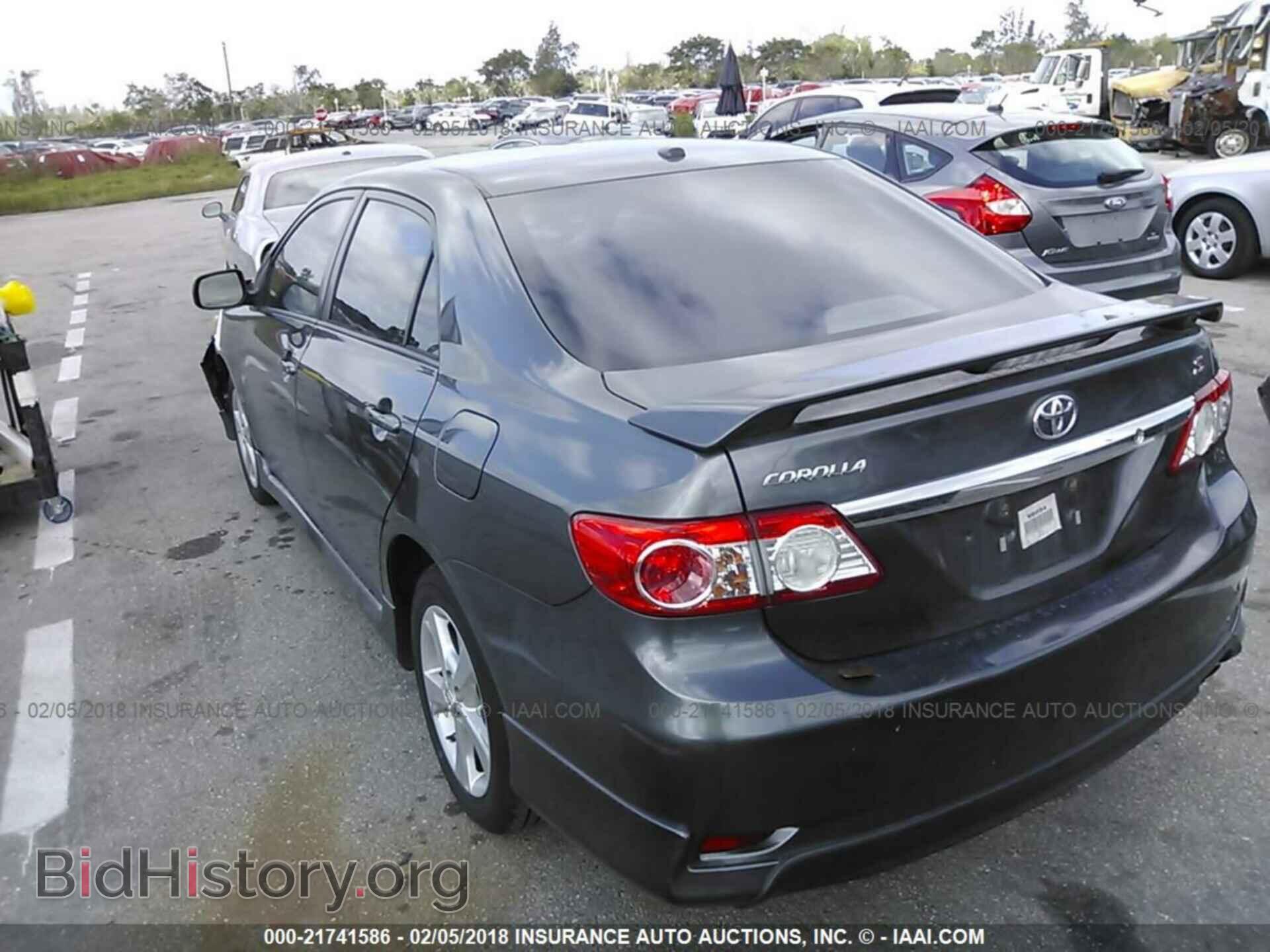 2011 Toyota Corolla - VIN: 2T1BU4EE2BC711250 - Photo 3