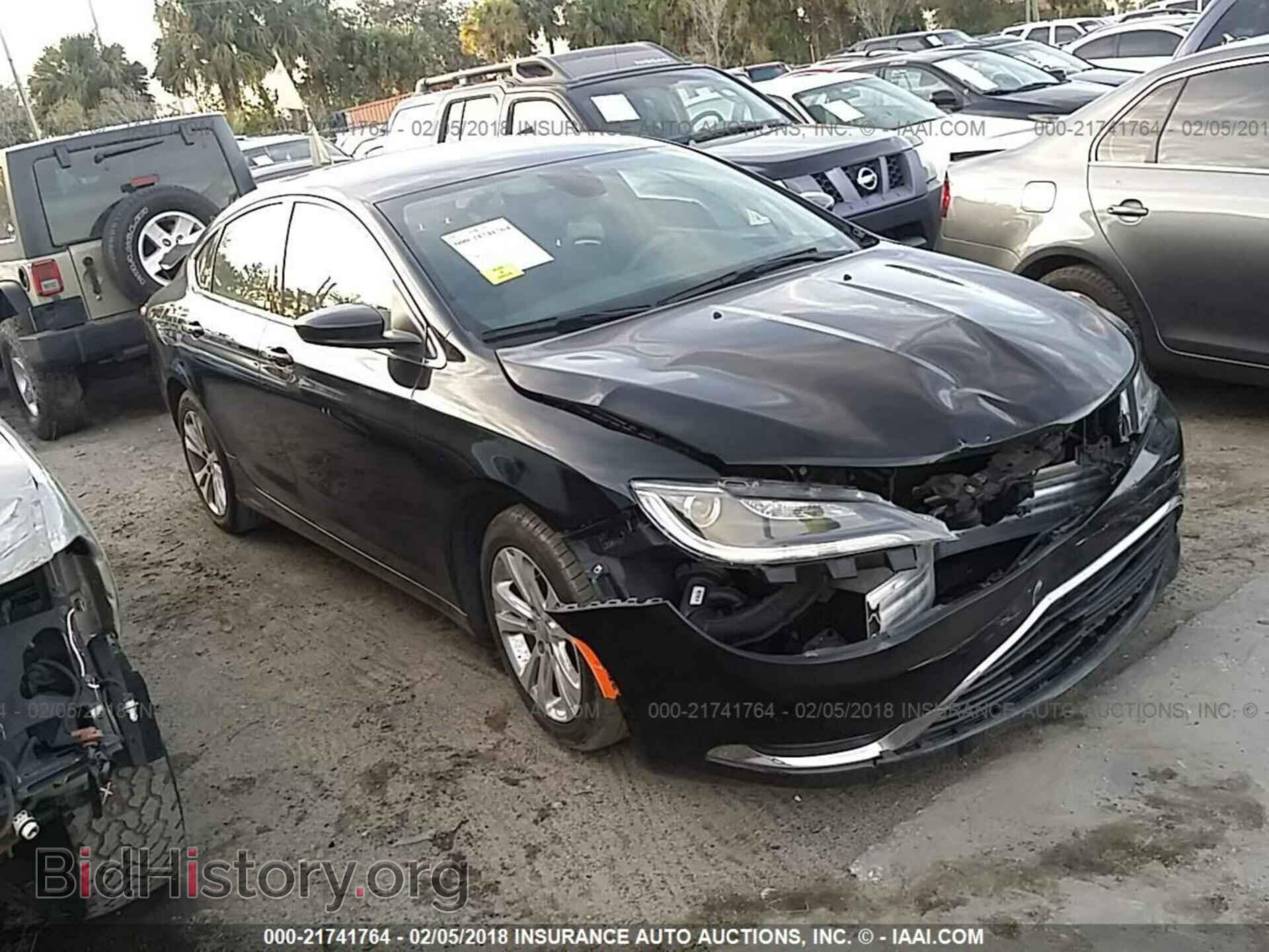 Photo 1C3CCCAB8FN687377 - Chrysler 200 2015