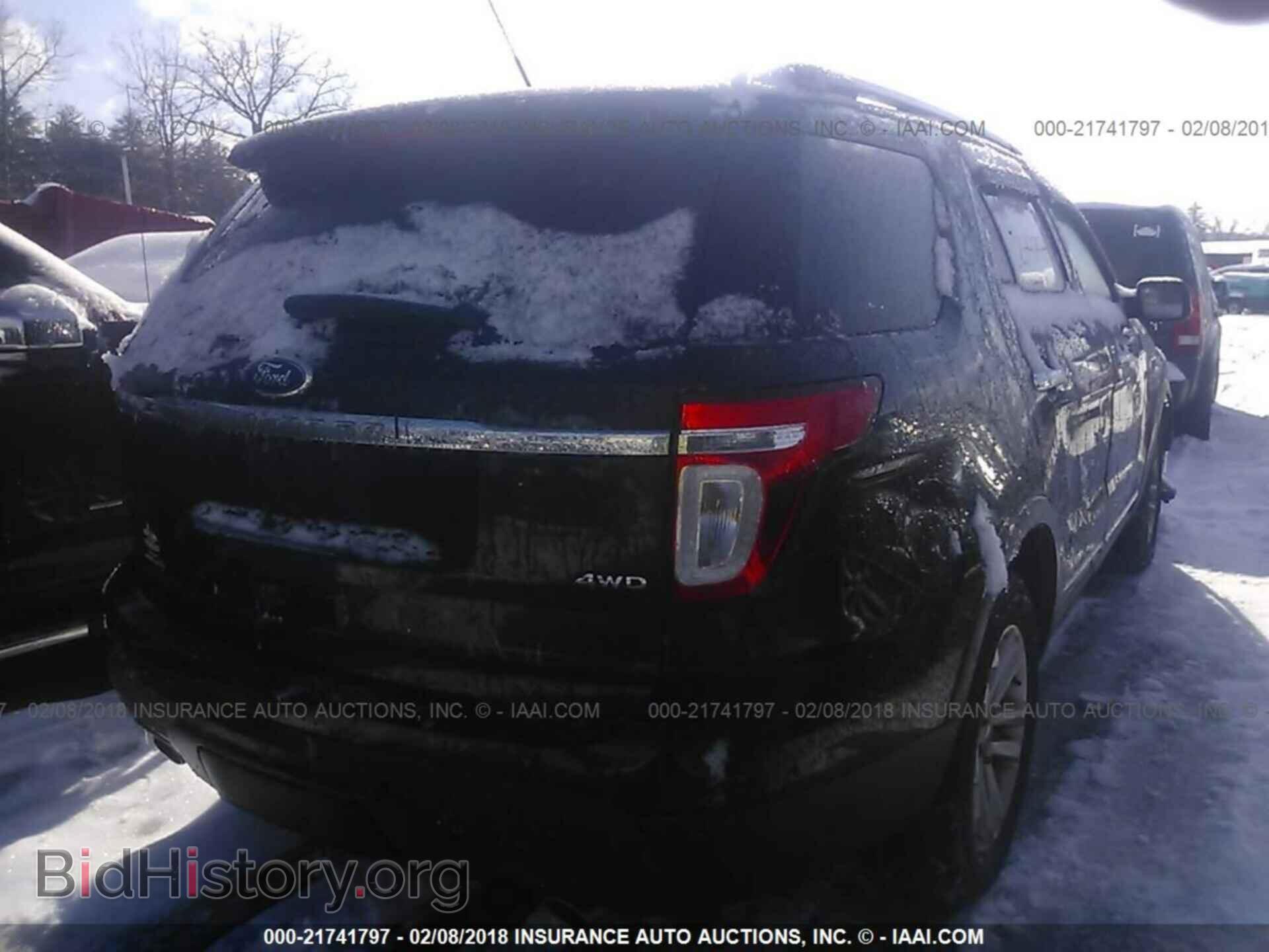 2011 Ford Explorer - VIN: 1FMHK8D89BGA13282 - Фото 4