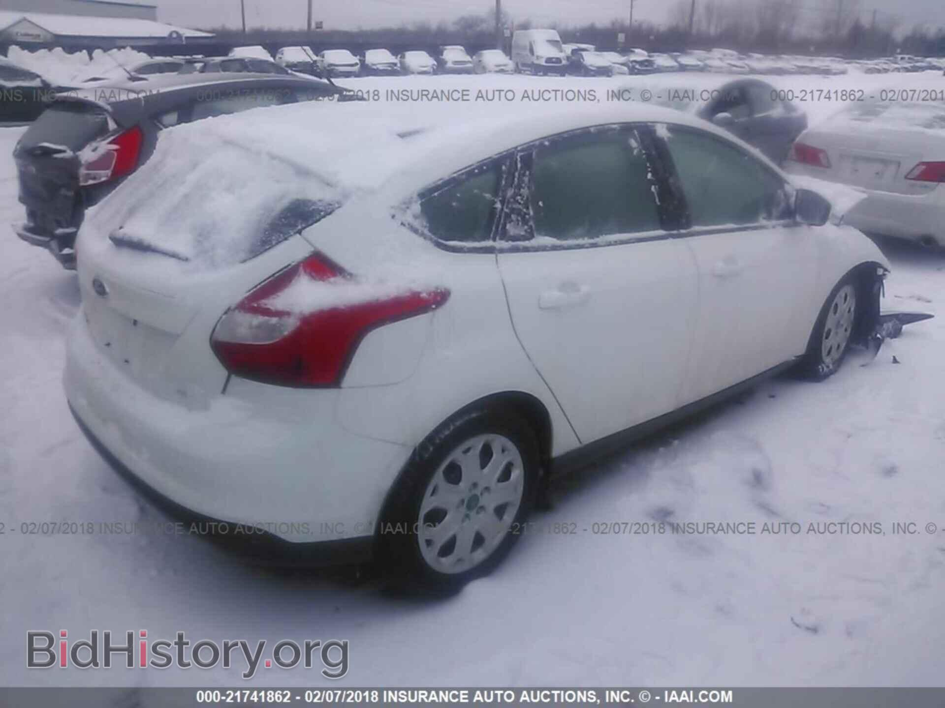 2012 Ford Focus - VIN: 1FAHP3K29CL342196 - Photo 4