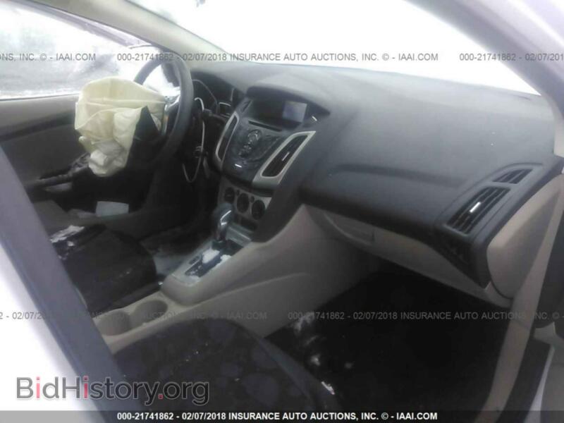 2012 Ford FOCUS (VIN 1FAHP3K29CL342196) — фото 5 из 10