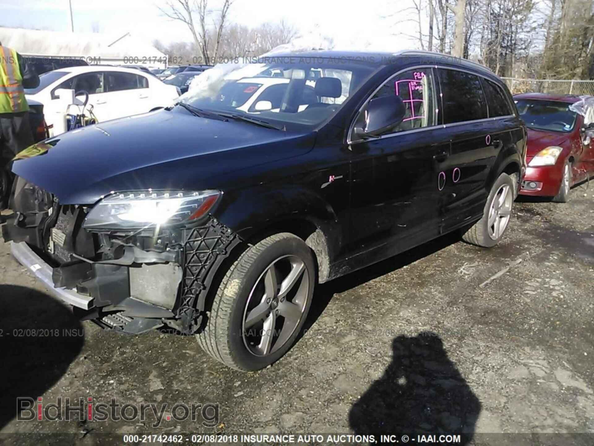 2014 Audi Q7 - VIN: WA1DGAFE6ED005400 - Фото 2
