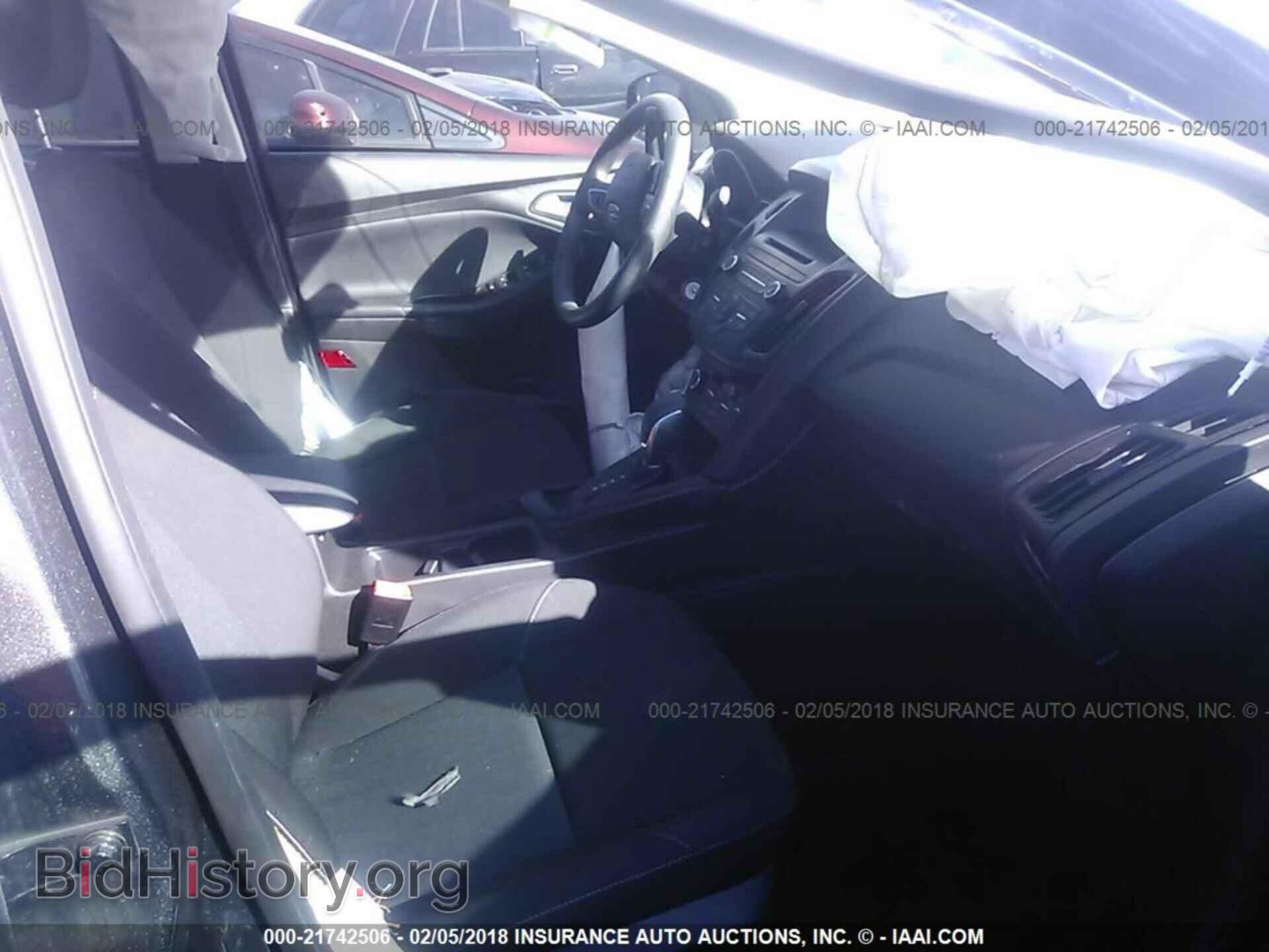 2017 Ford Focus - VIN: 1FADP3FE9HL273195 - Фото 5