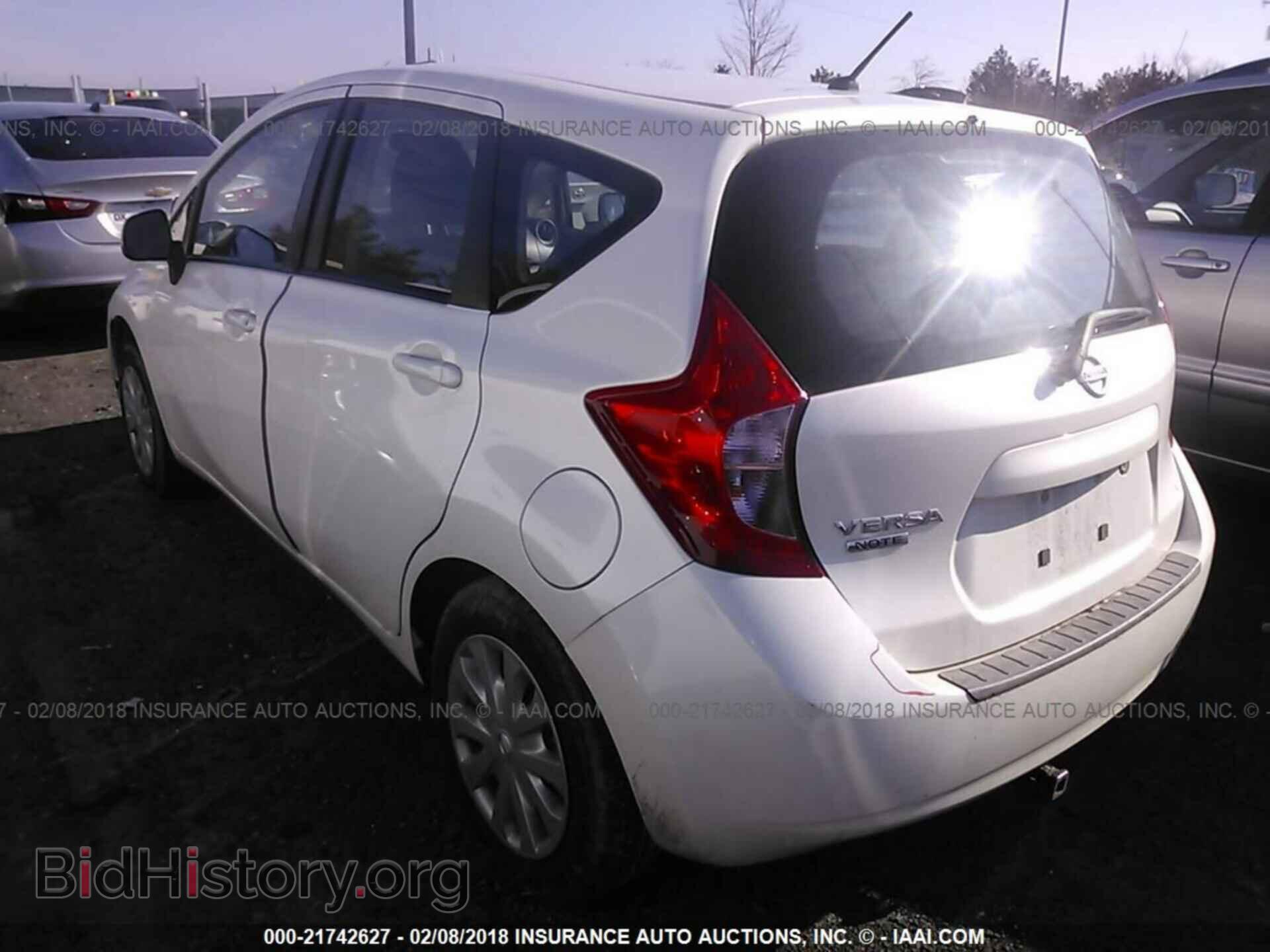 2015 Nissan Versa note - VIN: 3N1CE2CP2FL366978 - Фото 3