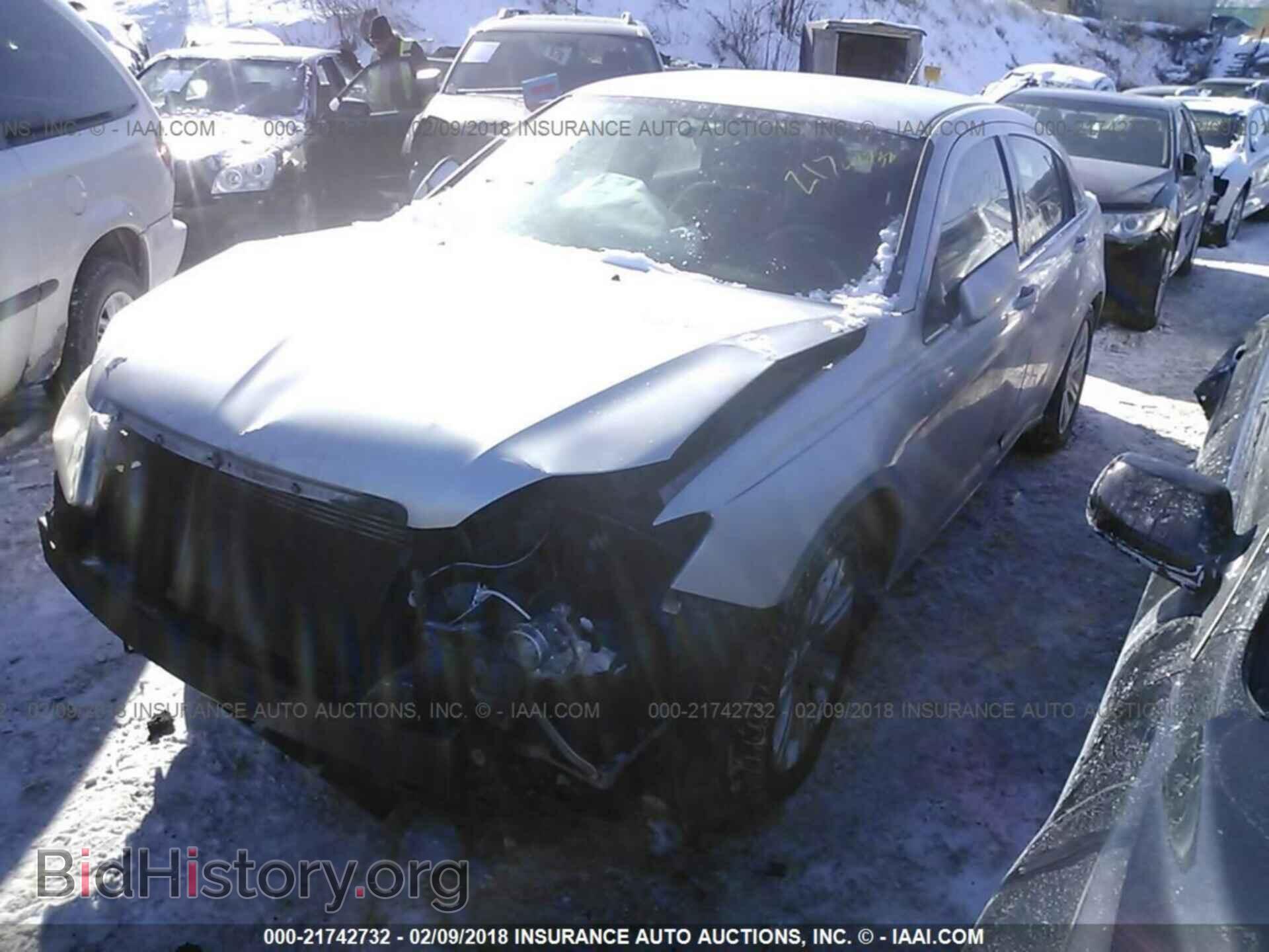 2012 Chrysler 200 - VIN: 1C3CCBAB4CN180045 - Фото 2