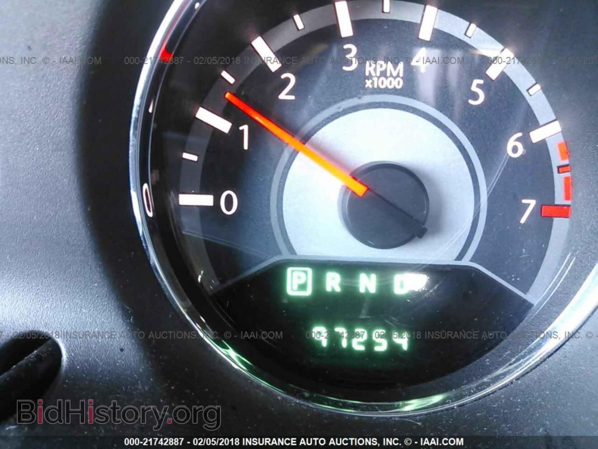 2013 Chrysler 200 - VIN: 1C3CCBBB9DN734843 - Фото 7