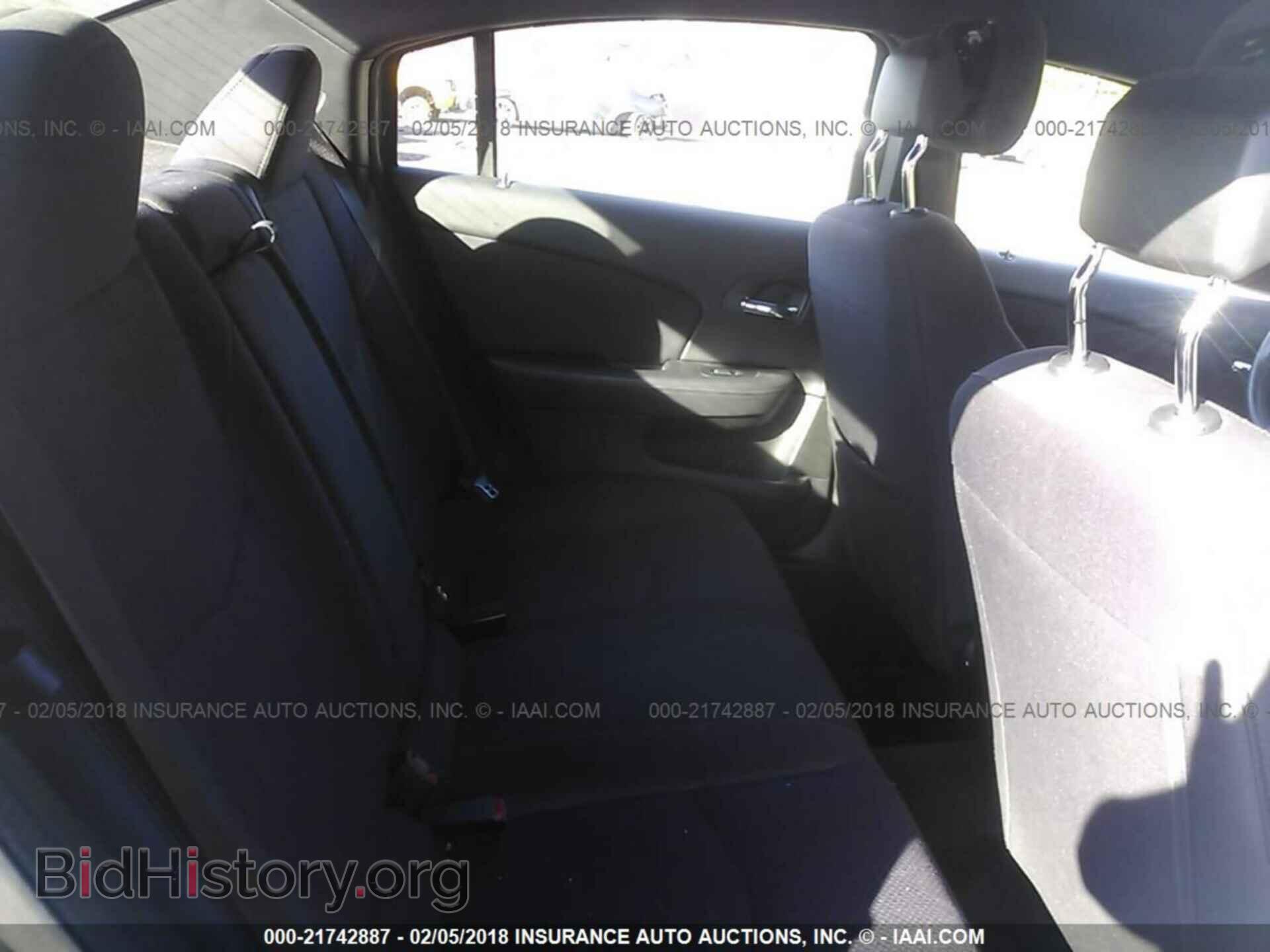 2013 Chrysler 200 - VIN: 1C3CCBBB9DN734843 - Фото 8