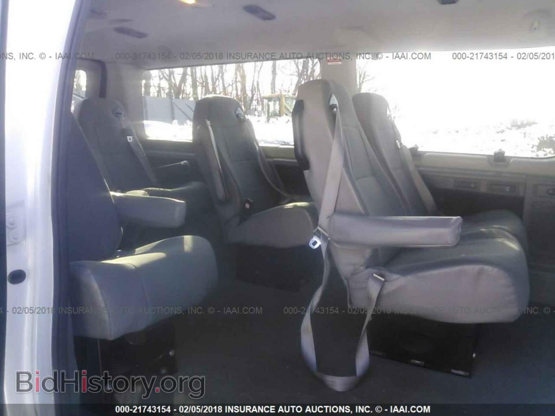 2011 Ford Econoline - VIN: 1FDNE1BW2BDA64739 - Photo 8