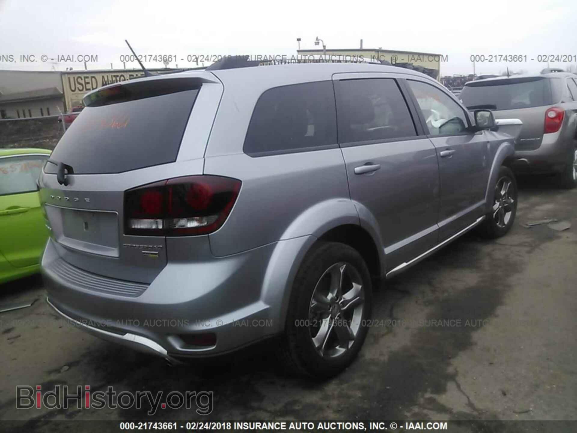 2017 Dodge Journey - VIN: 3C4PDCGG1HT548174 - Фото 4