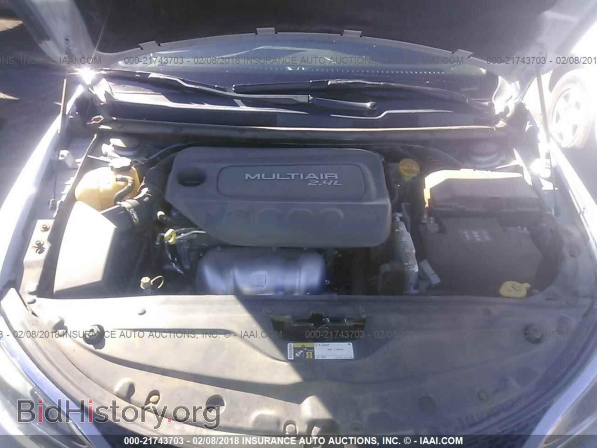 2015 Chrysler 200 - VIN: 1C3CCCAB2FN689173 - Photo 10