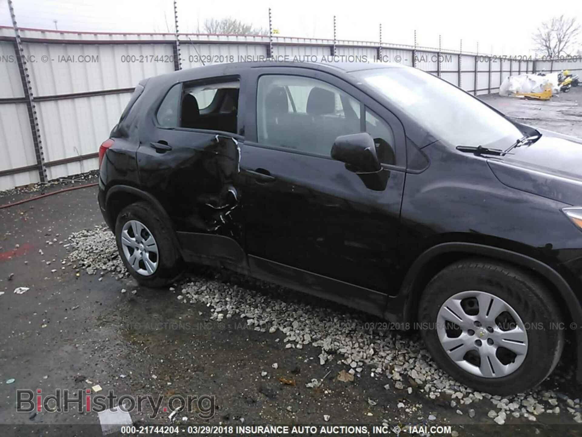 2017 Chevrolet Trax - VIN: 3GNCJKSB8HL194769 - Фото 6