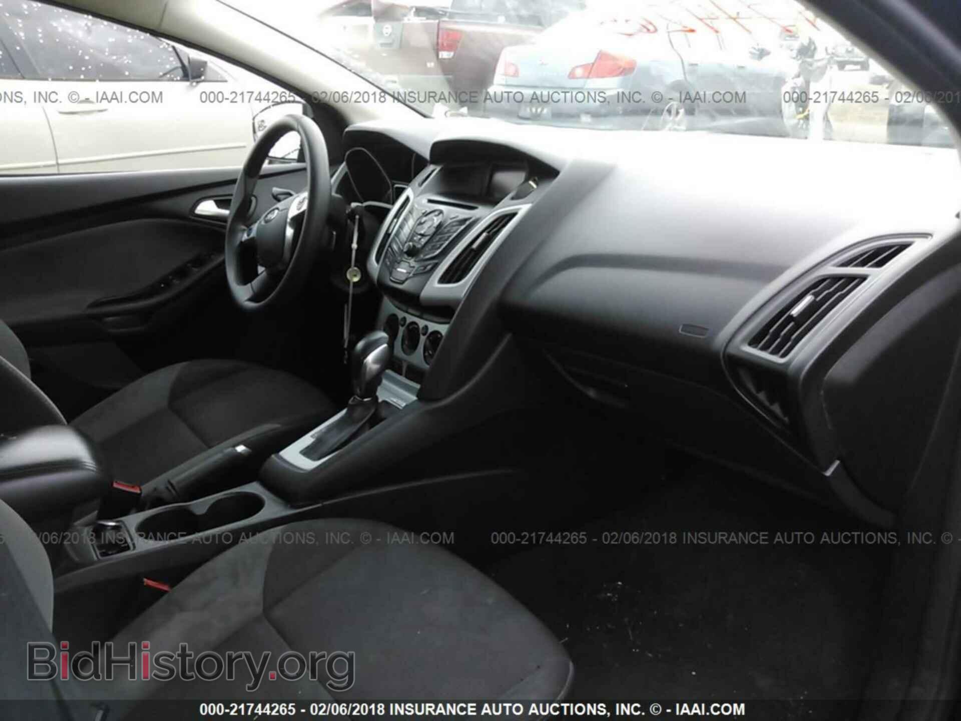 2013 Ford Focus - VIN: 1FADP3F27DL247260 - Фото 5
