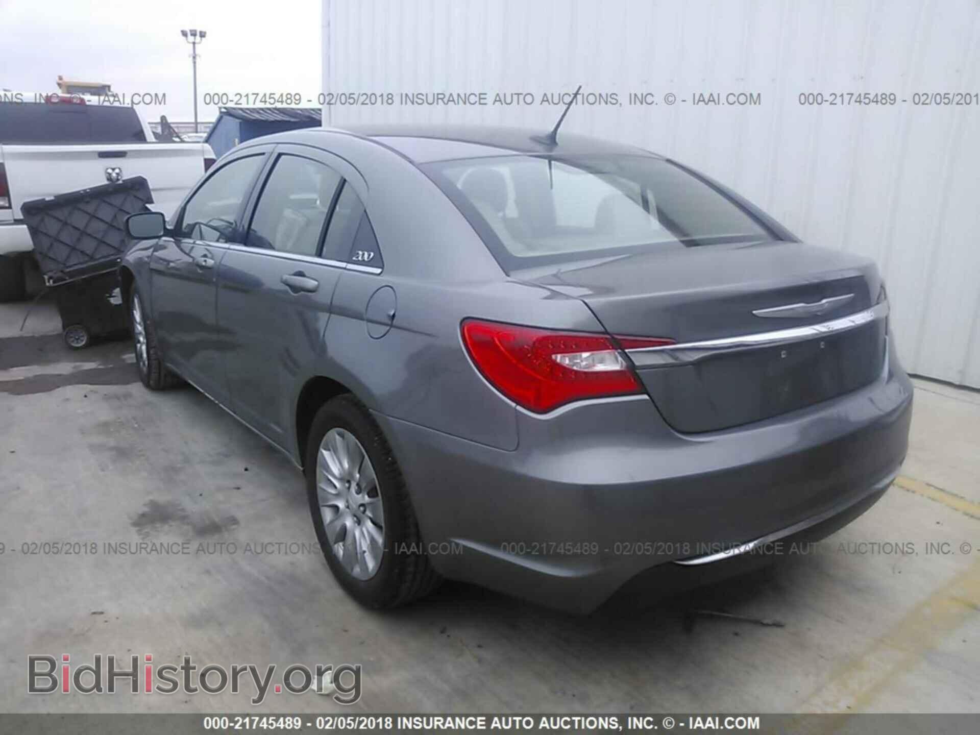 2012 Chrysler 200 - VIN: 1C3CCBAB3CN173832 - Фото 3