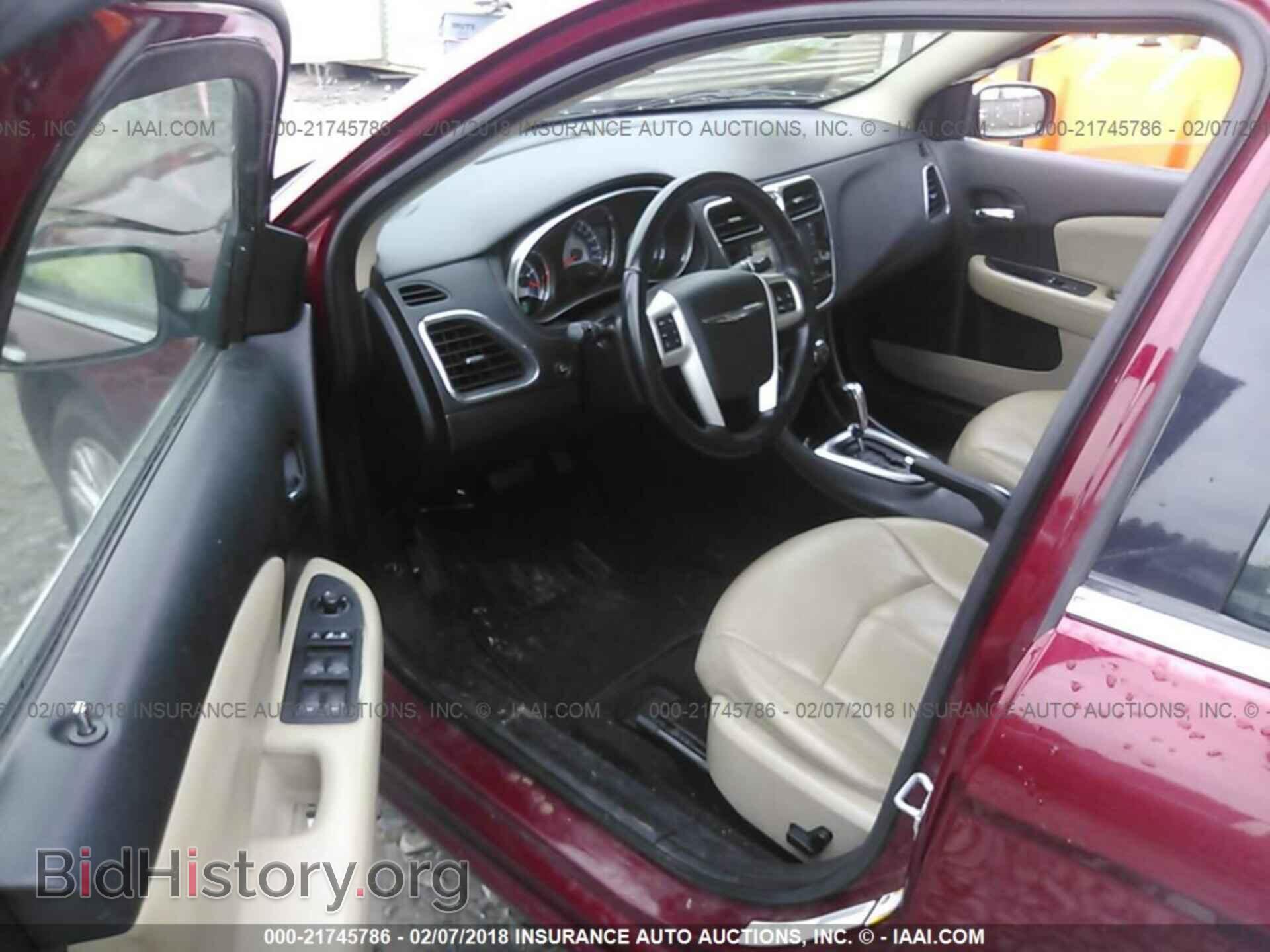 2011 Chrysler 200 - VIN: 1C3BC2FBXBN595311 - Фото 5