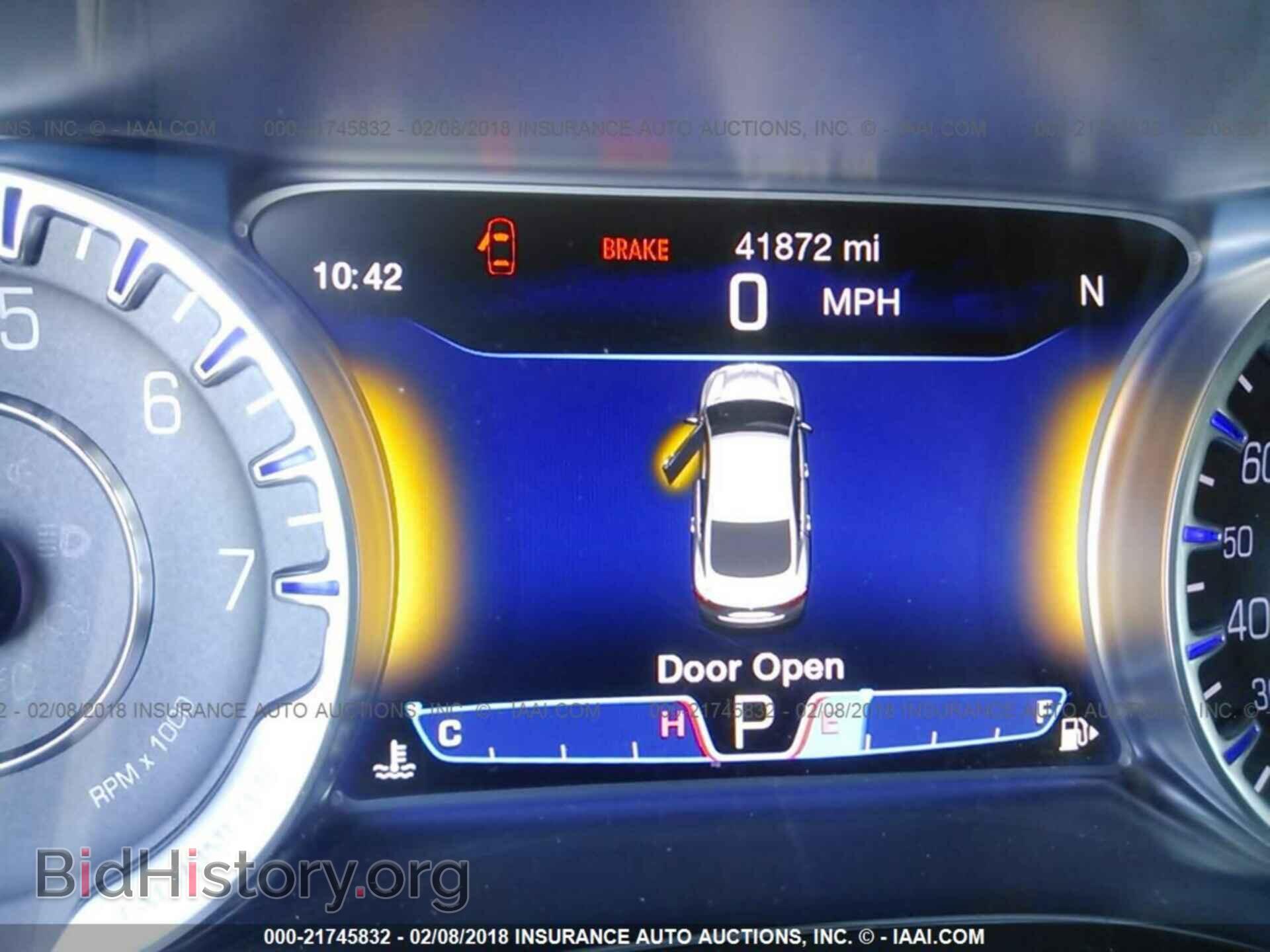 2015 Chrysler 200 - VIN: 1C3CCCCBXFN564211 - Photo 7