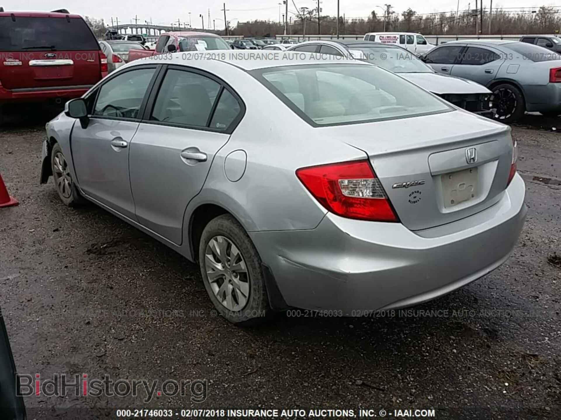 2012 Honda CIVIC (VIN 19XFB2F5XCE089123) — фото 3 из 10