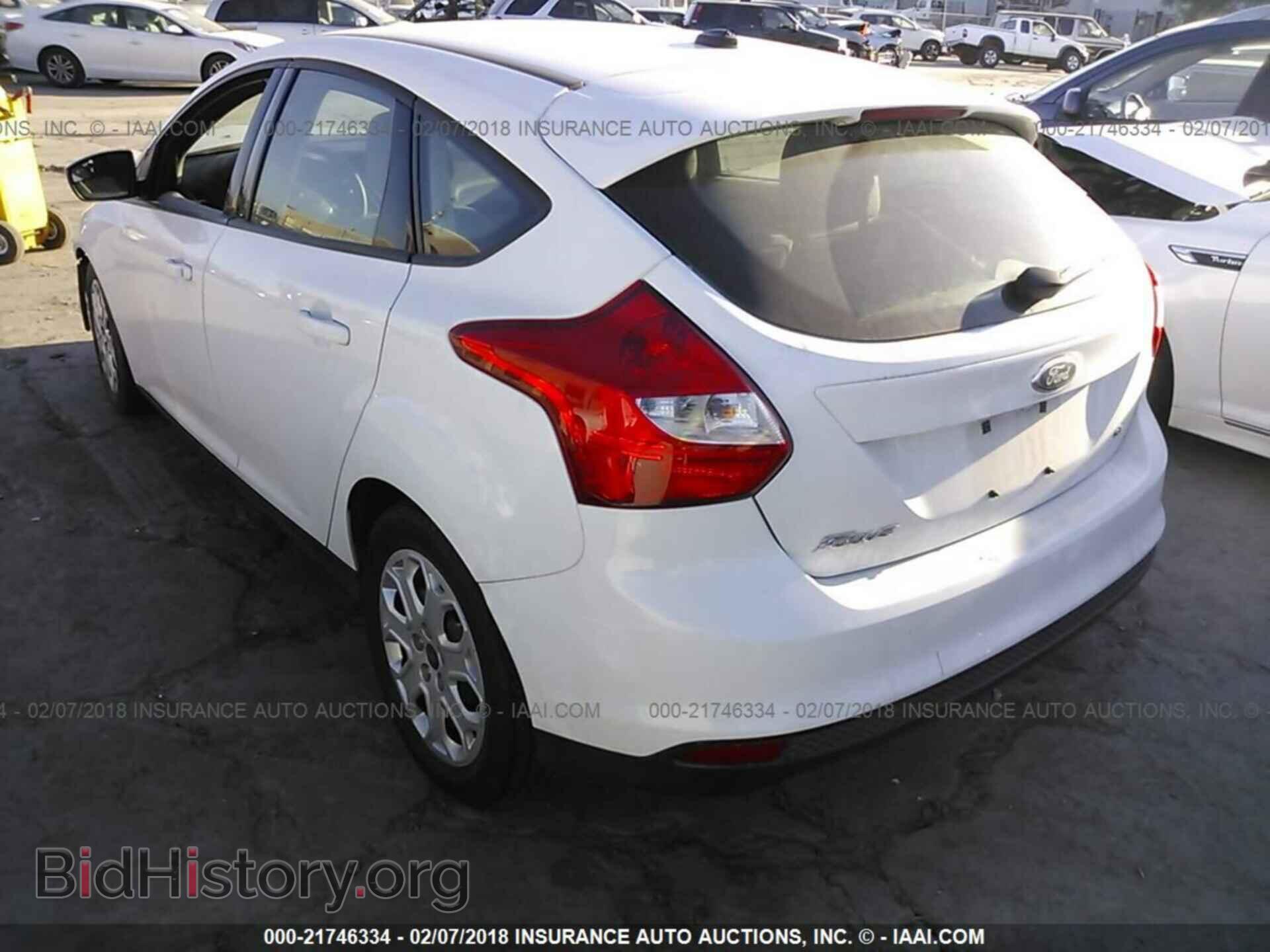 2012 Ford Focus - VIN: 1FAHP3K26CL175330 - Photo 3