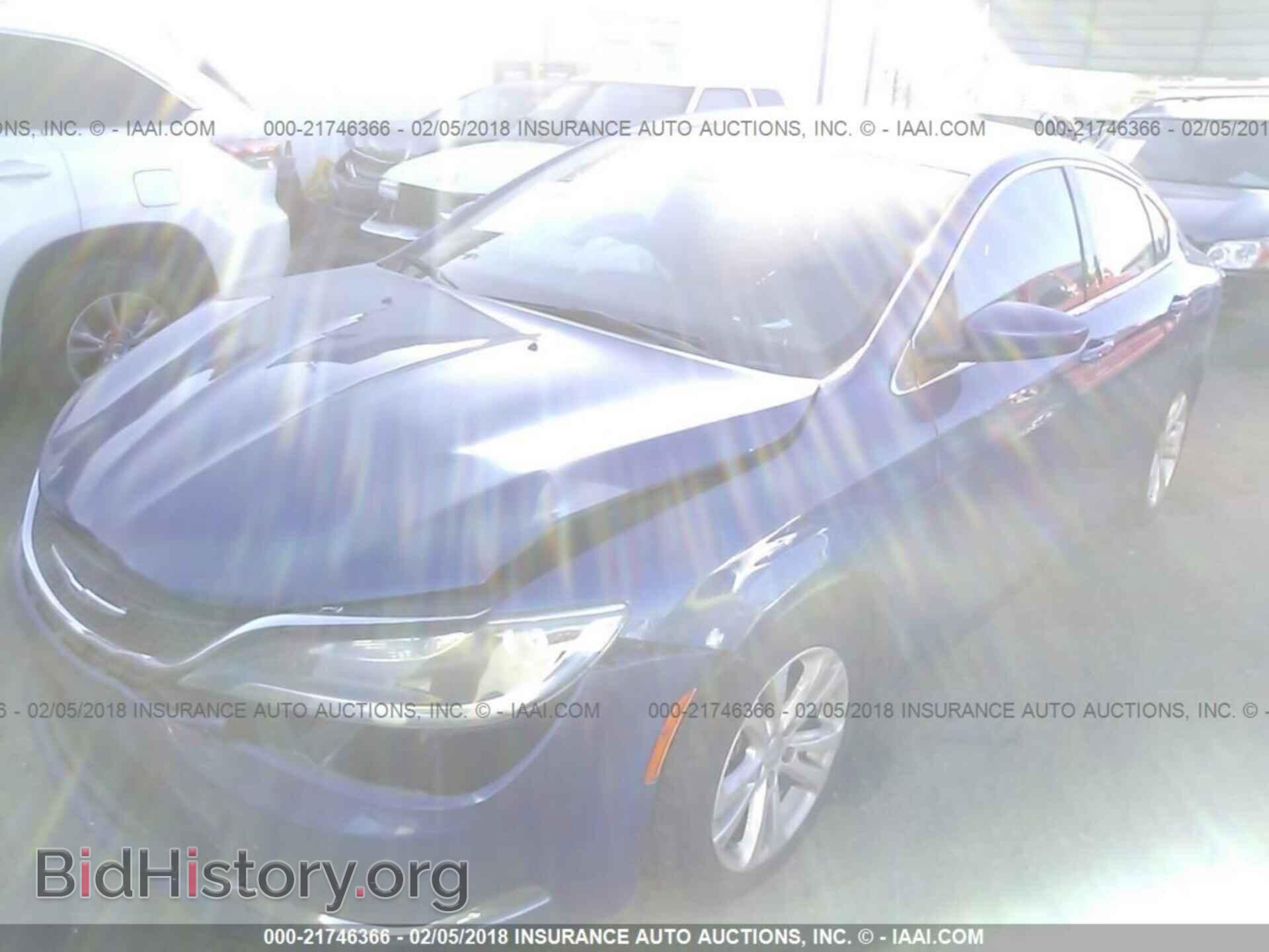 2015 Chrysler 200 - VIN: 1C3CCCAB3FN631704 - Фото 2