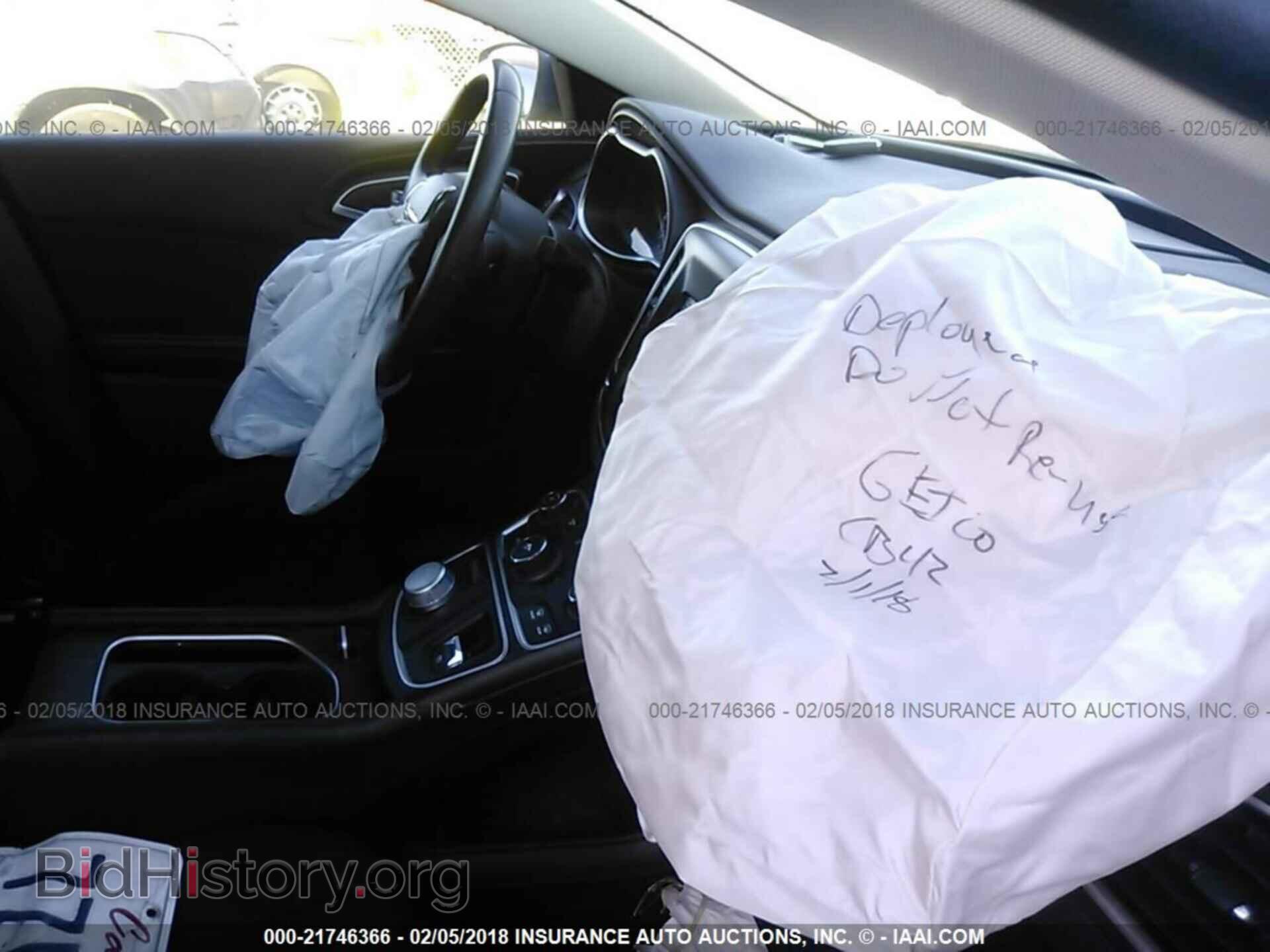 2015 Chrysler 200 - VIN: 1C3CCCAB3FN631704 - Фото 5