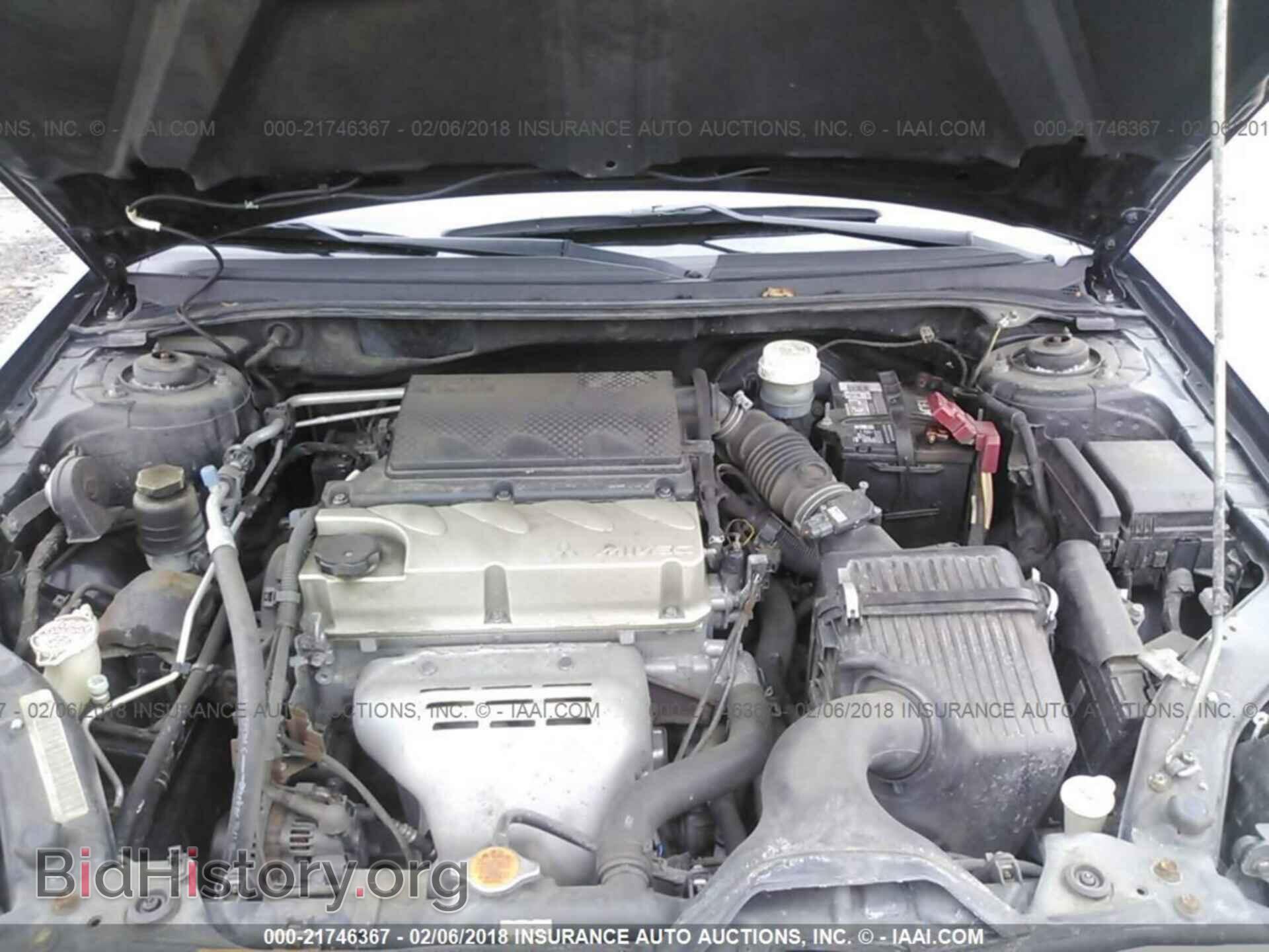 2011 Mitsubishi Galant - VIN: 4A32B2FF2BE024636 - Photo 10