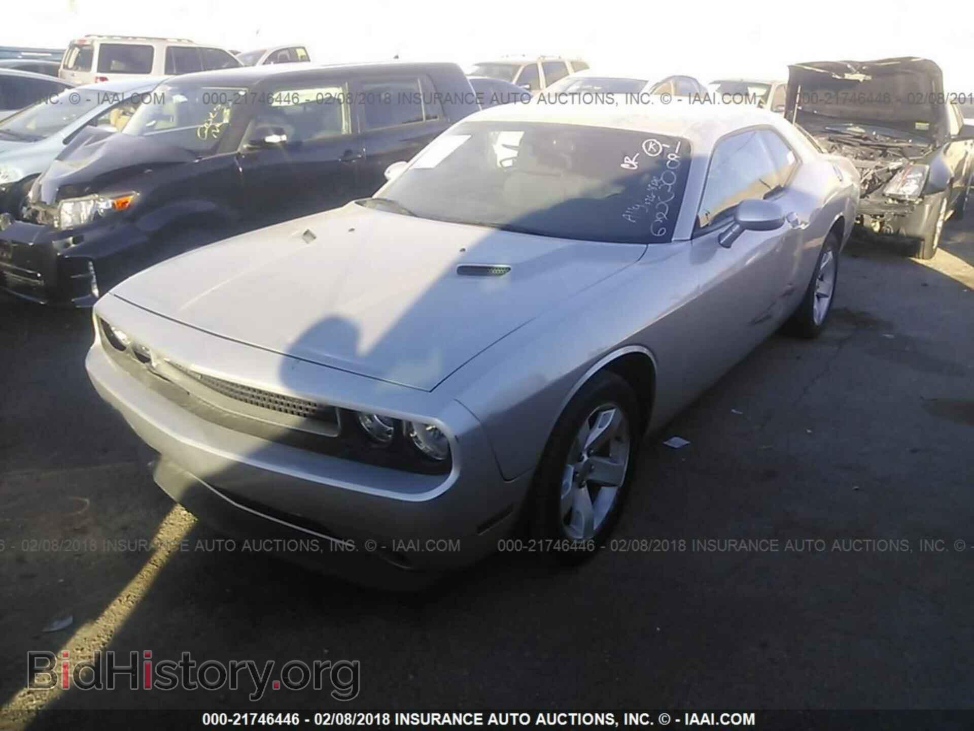 2012 Dodge Challenger - VIN: 2C3CDYAG6CH180326 - Photo 2