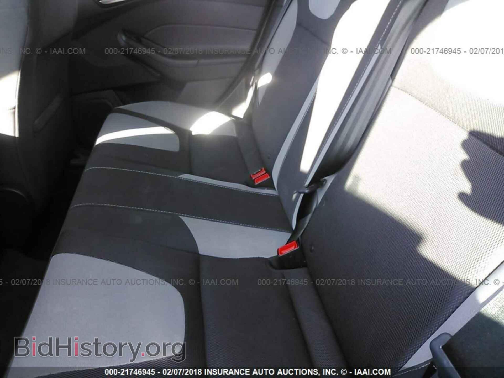 2014 Ford Focus - VIN: 1FADP3F25EL293686 - Photo 8