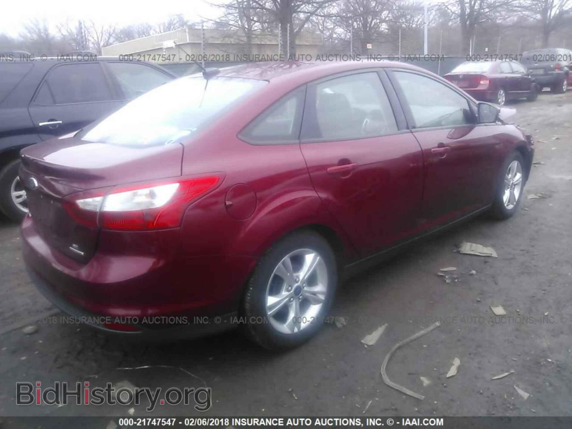 2014 Ford Focus - VIN: 1FADP3F2XEL121900 - Фото 4