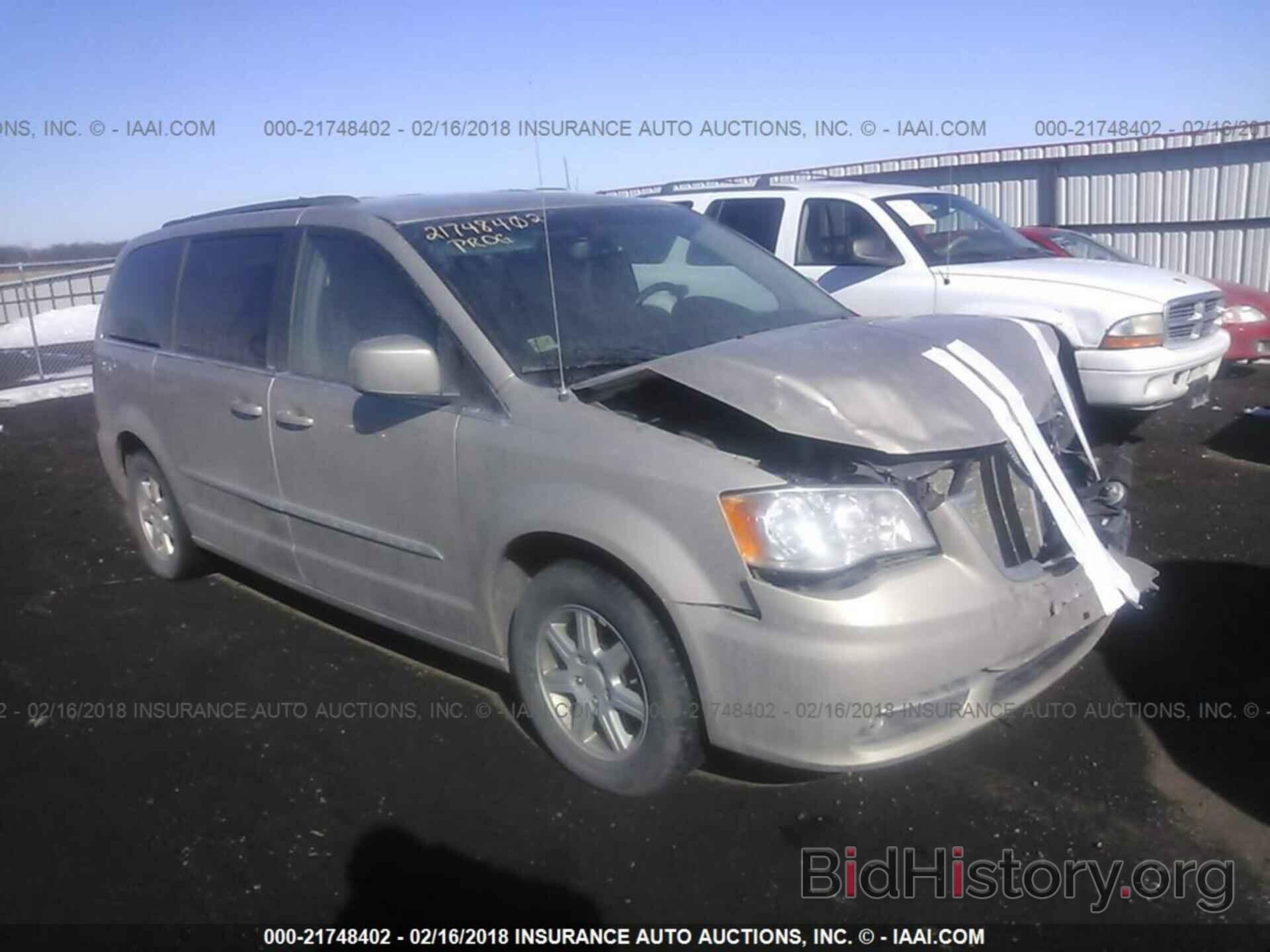 Report 2C4RC1BG6CR289071 Chrysler Town and country 2012 Gold Flexible