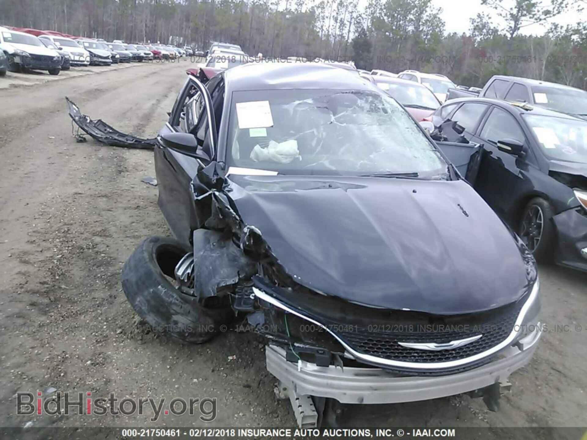 2015 Chrysler 200 - VIN: 1C3CCCAB5FN646026 - Photo 6