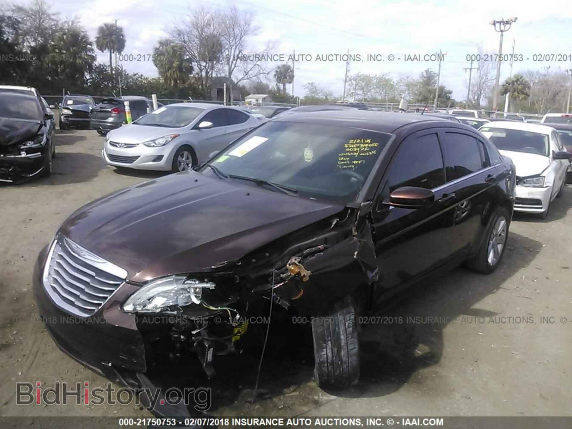 2013 Chrysler 200 - VIN: 1C3CCBBB7DN694424 - Photo 6