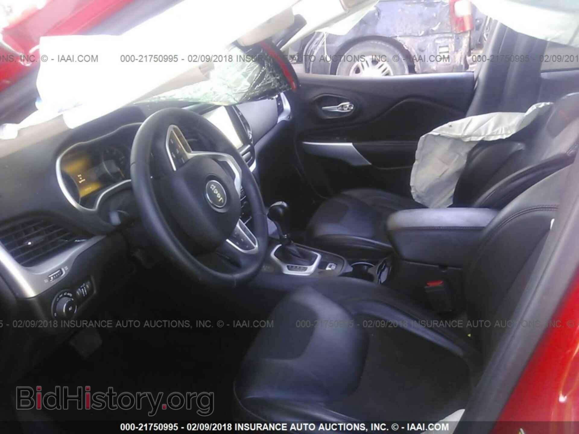 2017 Jeep Cherokee - VIN: 1C4PJMBS8HW632108 - Photo 5