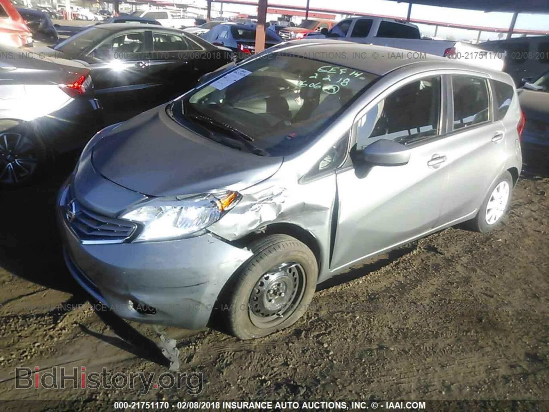 2015 Nissan Versa note - VIN: 3N1CE2CP4FL415484 - Фото 2