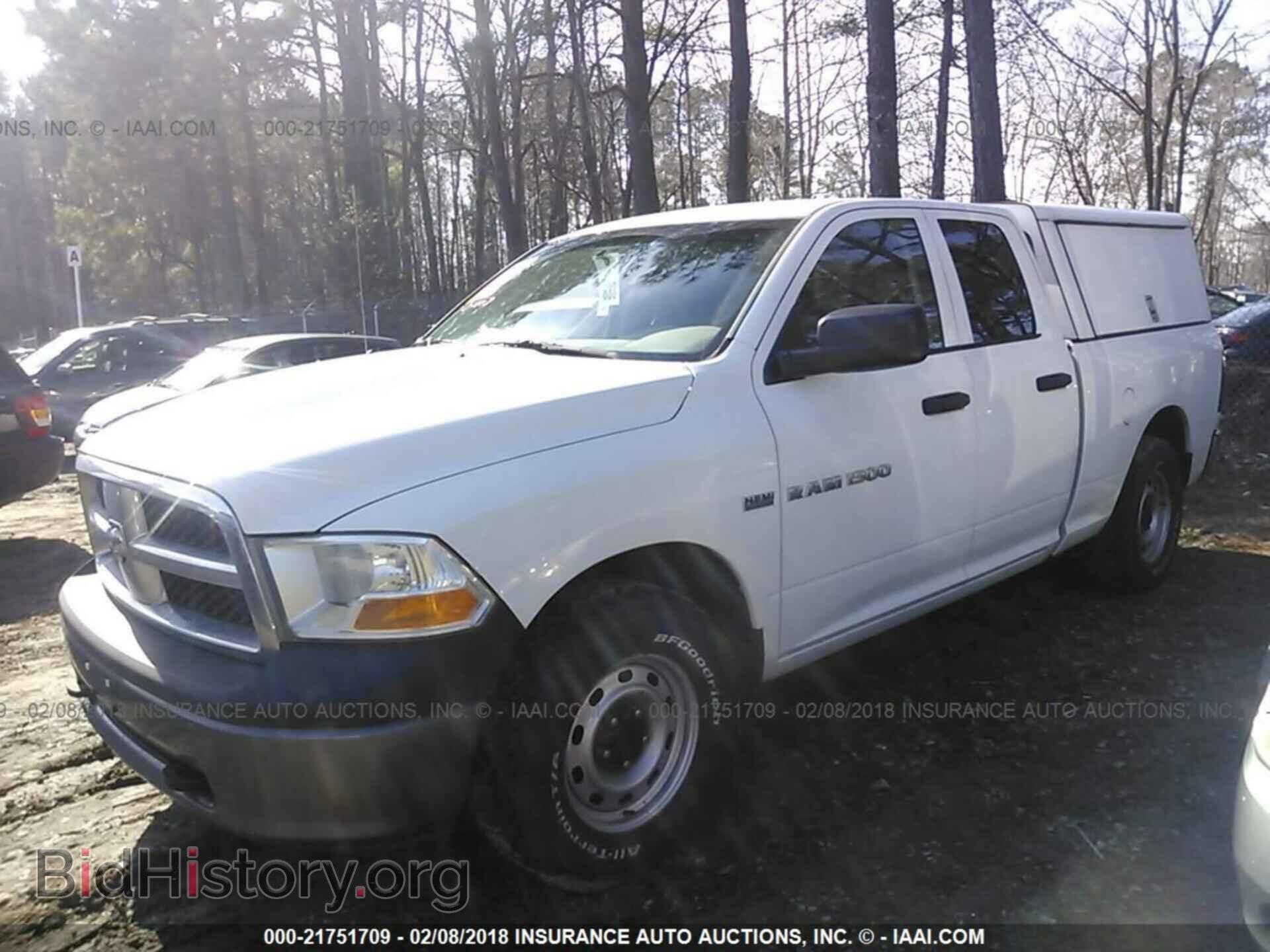 2011 Dodge Ram 1500 - VIN: 1D7RV1GT6BS598882 - Фото 2