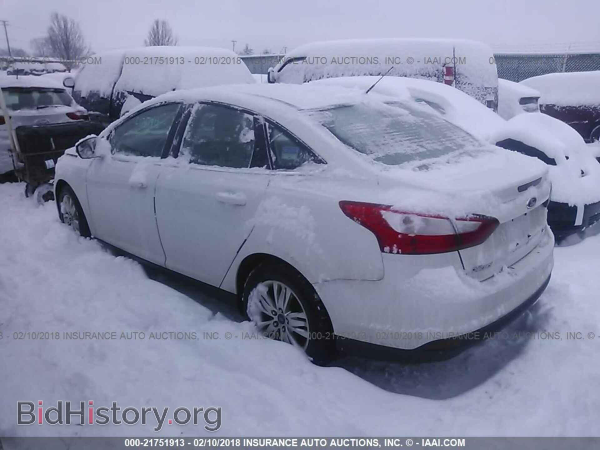 2012 Ford Focus - VIN: 1FAHP3H23CL179097 - Photo 3