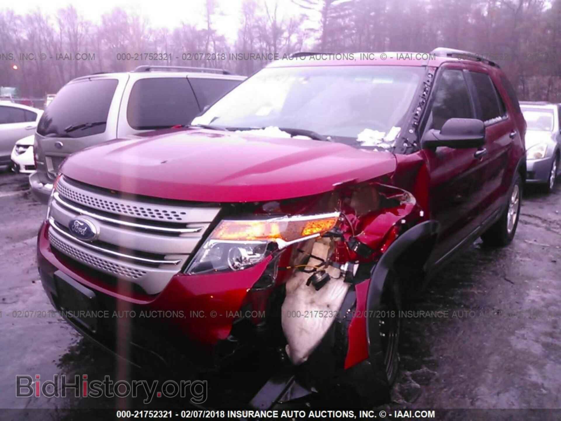 2013 Ford Explorer - VIN: 1FM5K8B83DGC03703 - Фото 2