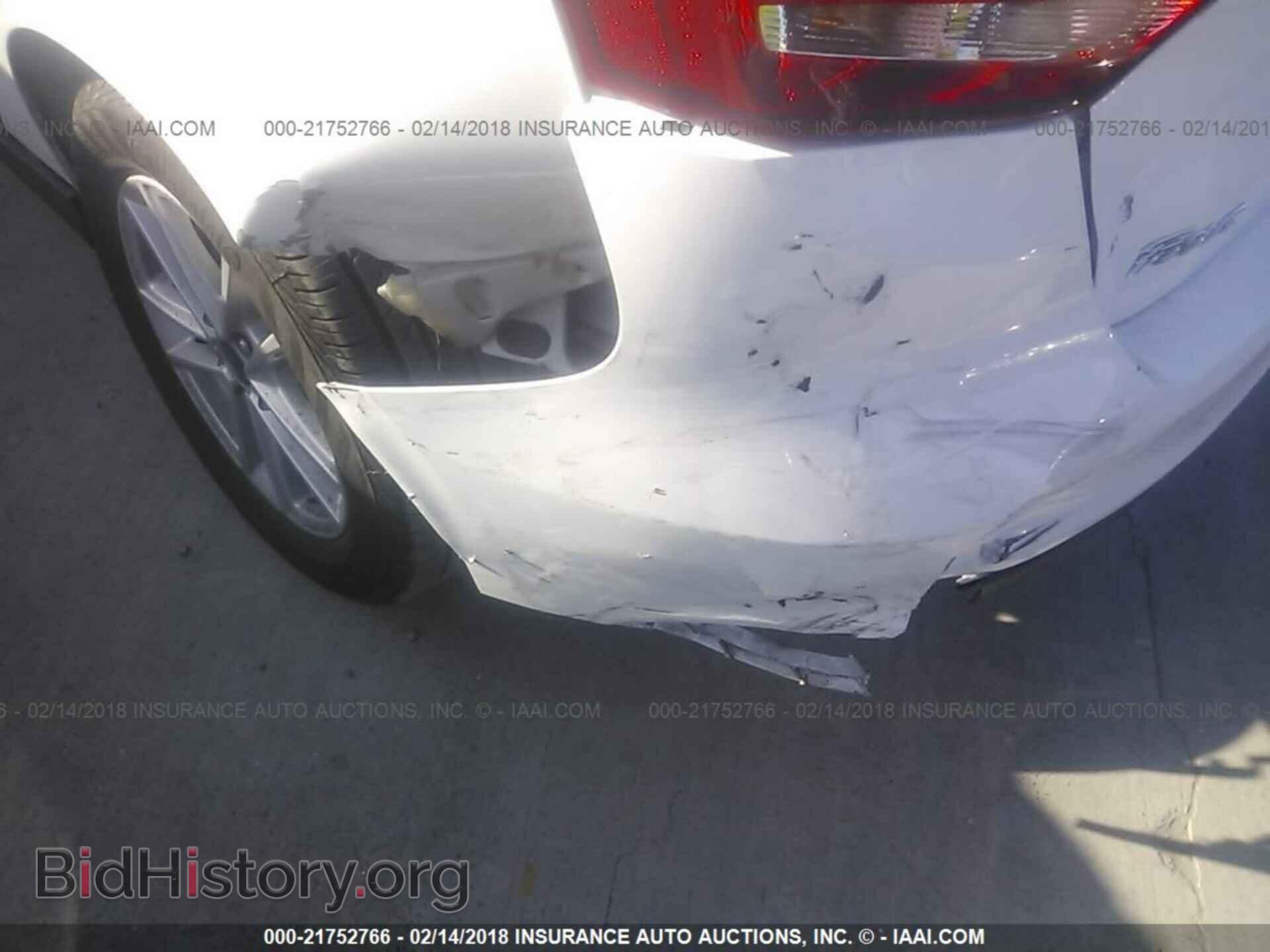 2017 Ford Focus - VIN: 1FADP3K25HL248029 - Photo 6