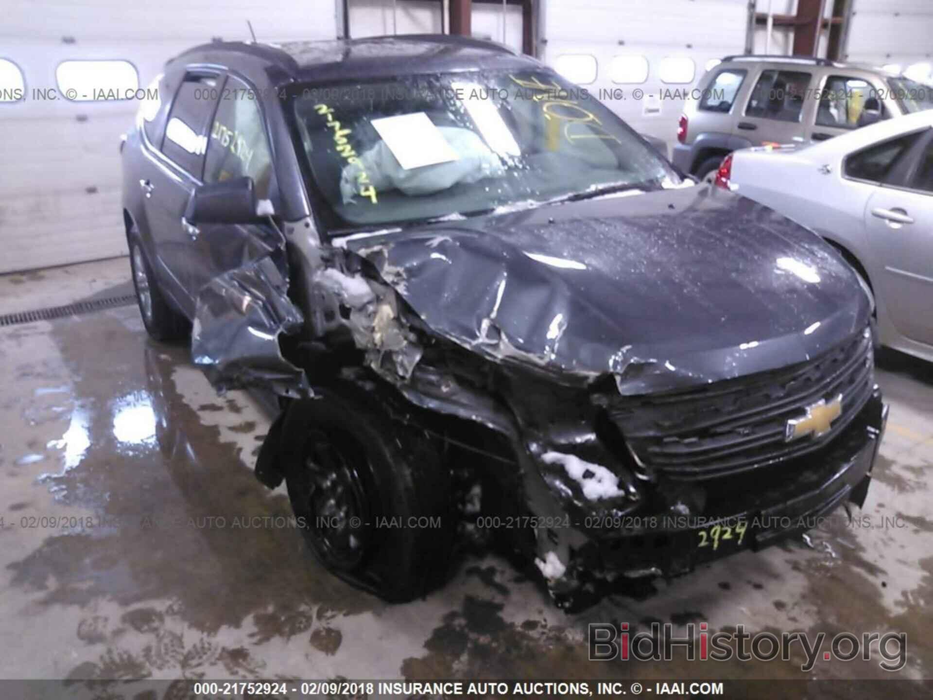 Photo 1GNKRFKD1EJ142111 - Chevrolet Traverse 2014