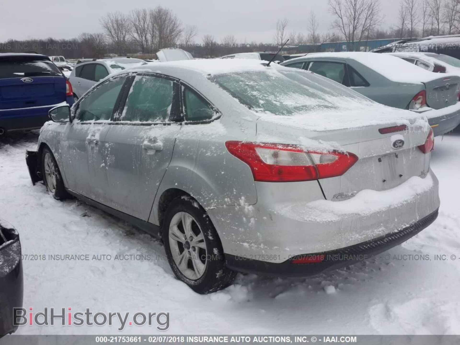 2014 Ford Focus - VIN: 1FADP3F25EL346872 - Photo 3