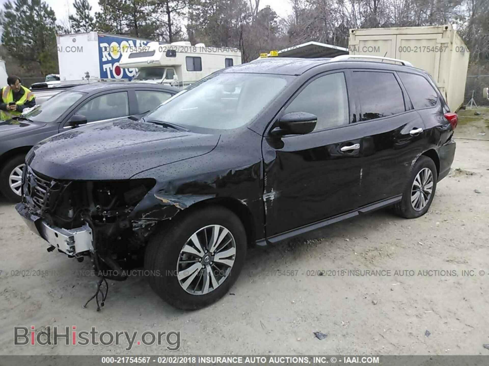 2017 Nissan Pathfinder - VIN: 5N1DR2MNXHC664434 - Фото 2