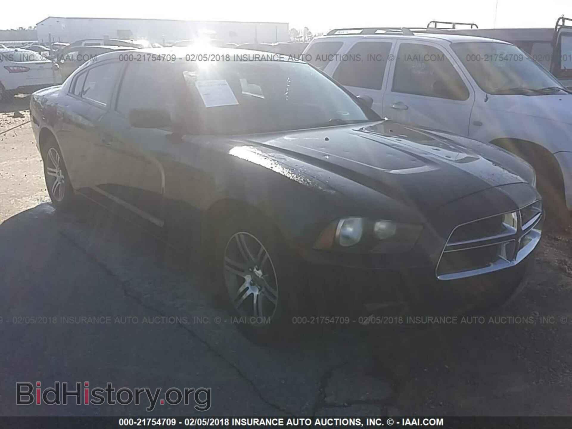 Фотография 2C3CDXAT8CH234247 - Dodge Charger 2012