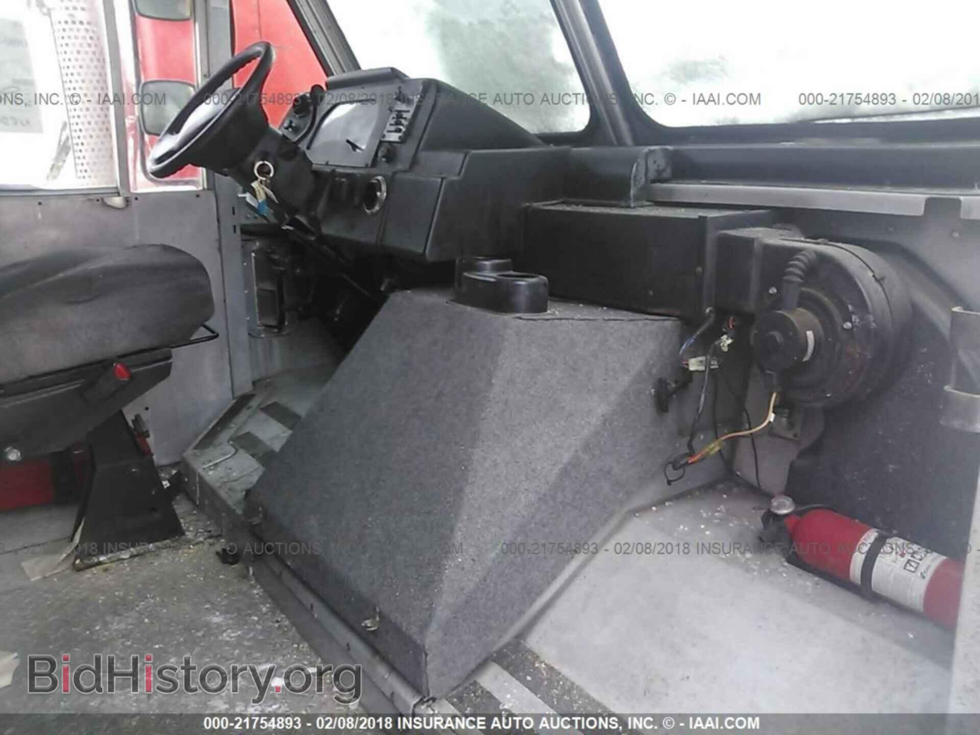 2011 Ford Econoline - VIN: 1FC2E3KL9BDB17929 - Photo 5