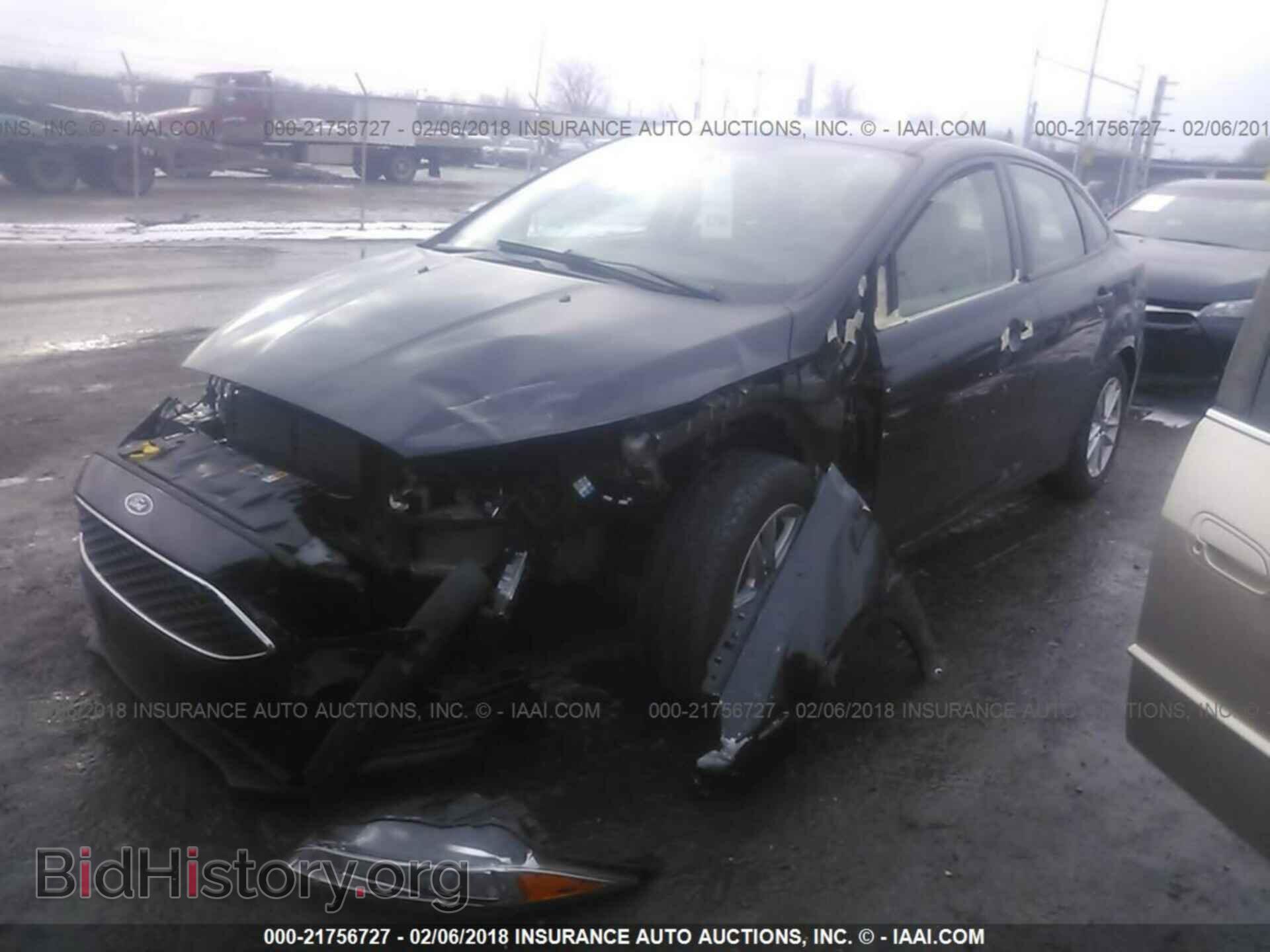 2016 Ford Focus - VIN: 1FADP3F21GL280985 - Photo 2