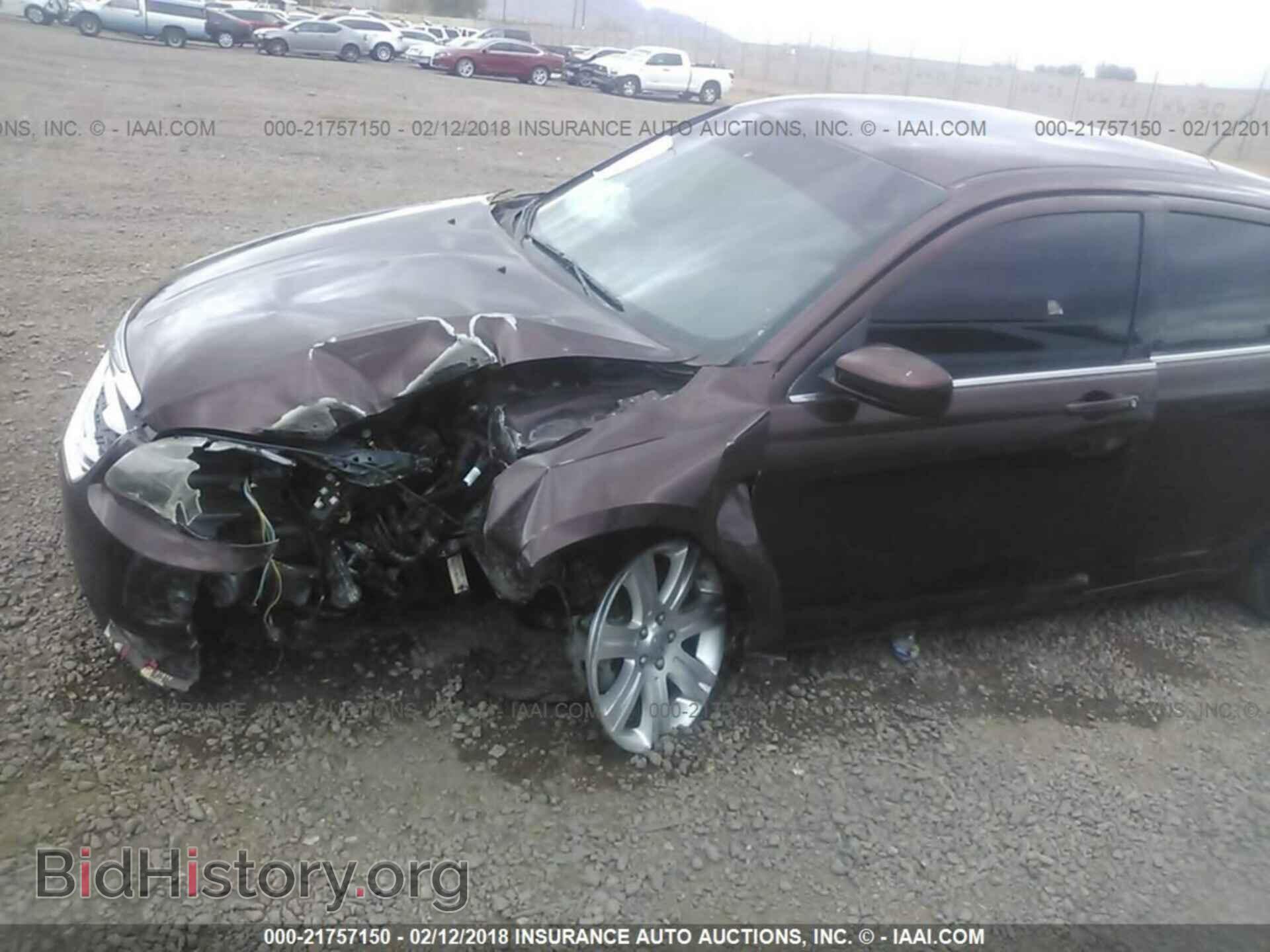 2013 Chrysler 200 - VIN: 1C3CCBAB2DN647237 - Photo 6