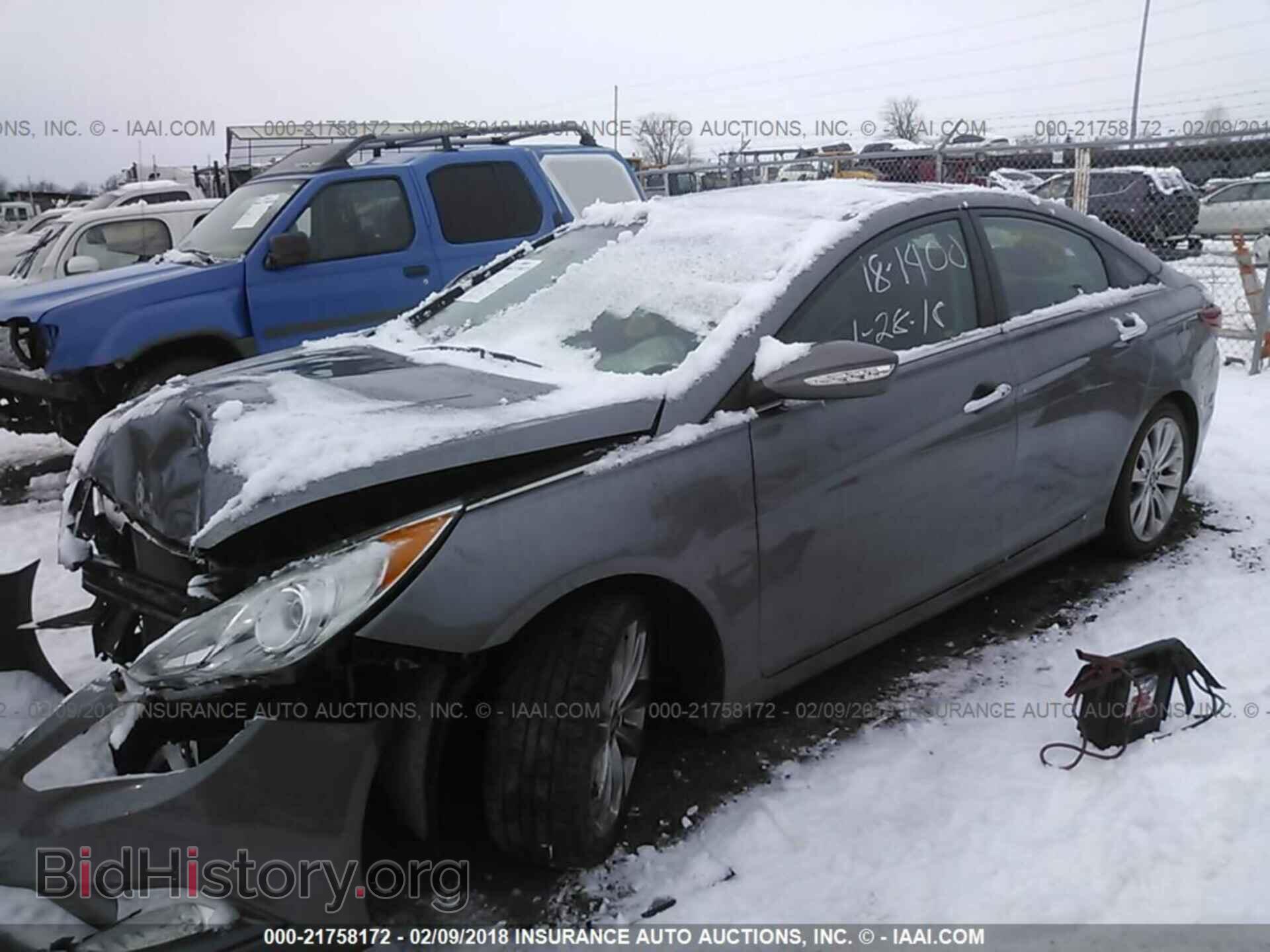 2012 Hyundai Sonata - VIN: 5NPEC4AB9CH384596 - Фото 2