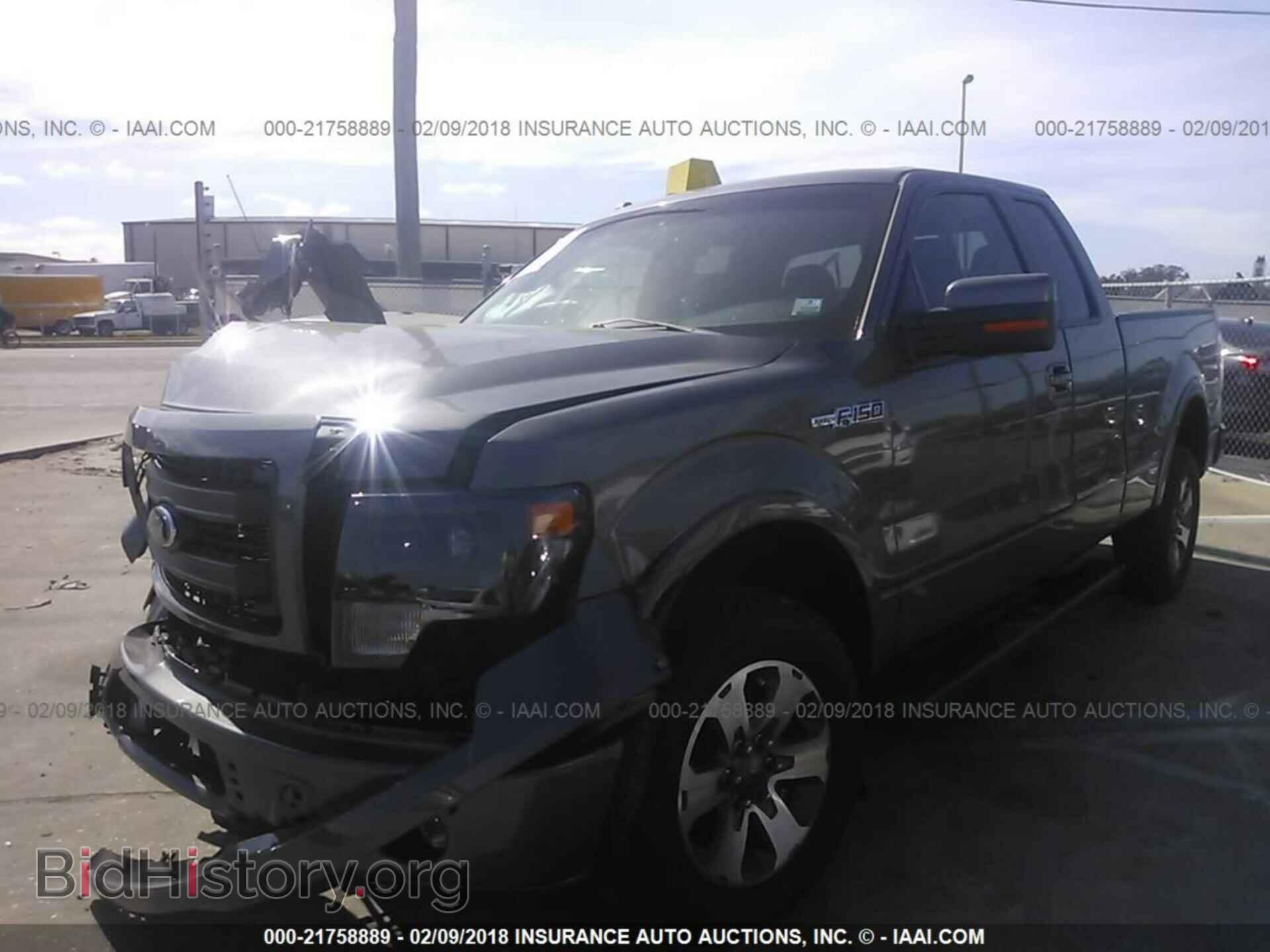 2013 Ford F150 - VIN: 1FTFX1CF5DFB57747 - Фото 2