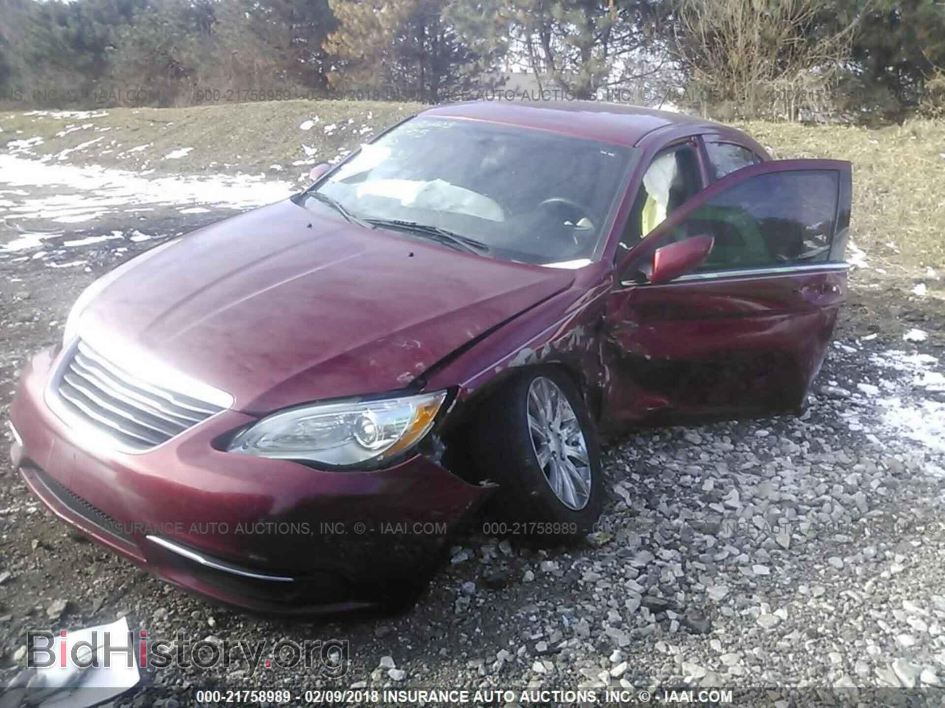 2012 Chrysler 200 - VIN: 1C3CCBBB0CN176931 - Photo 2