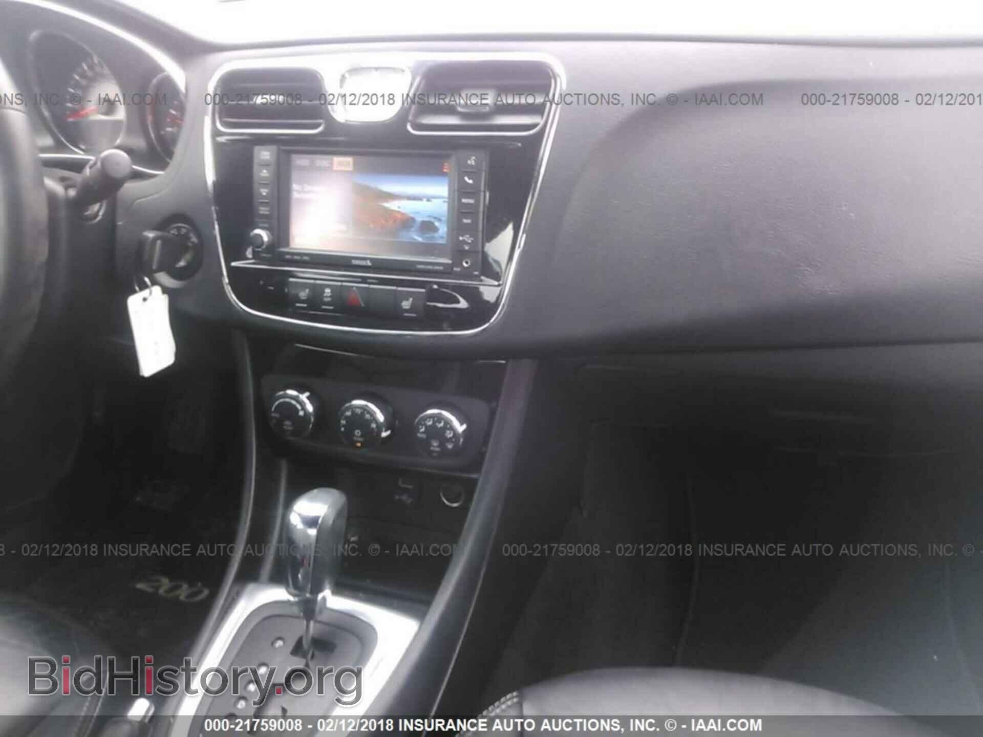 2013 Chrysler 200 - VIN: 1C3CCBCG8DN514054 - Photo 5